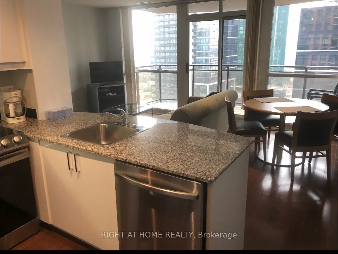 33 Sheppard Avenue E #2105