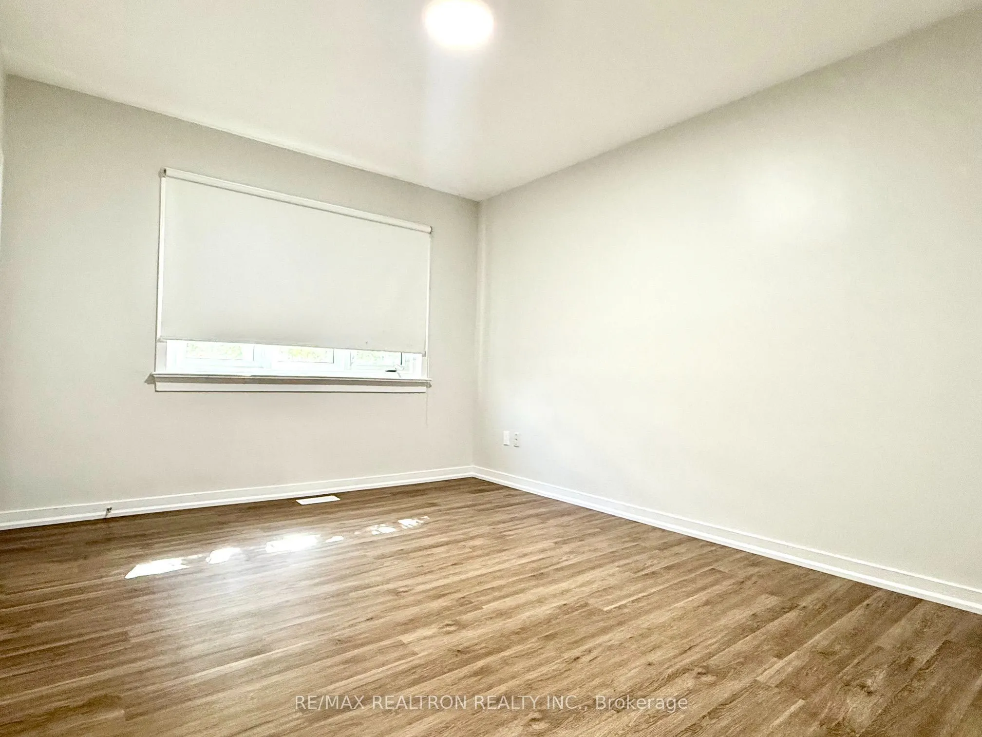 447 Glengrove Avenue W