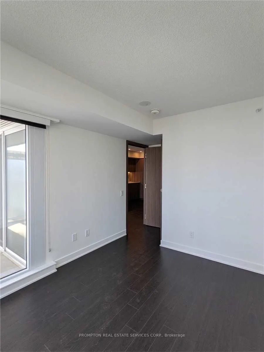 19 Bathurst Street #3807