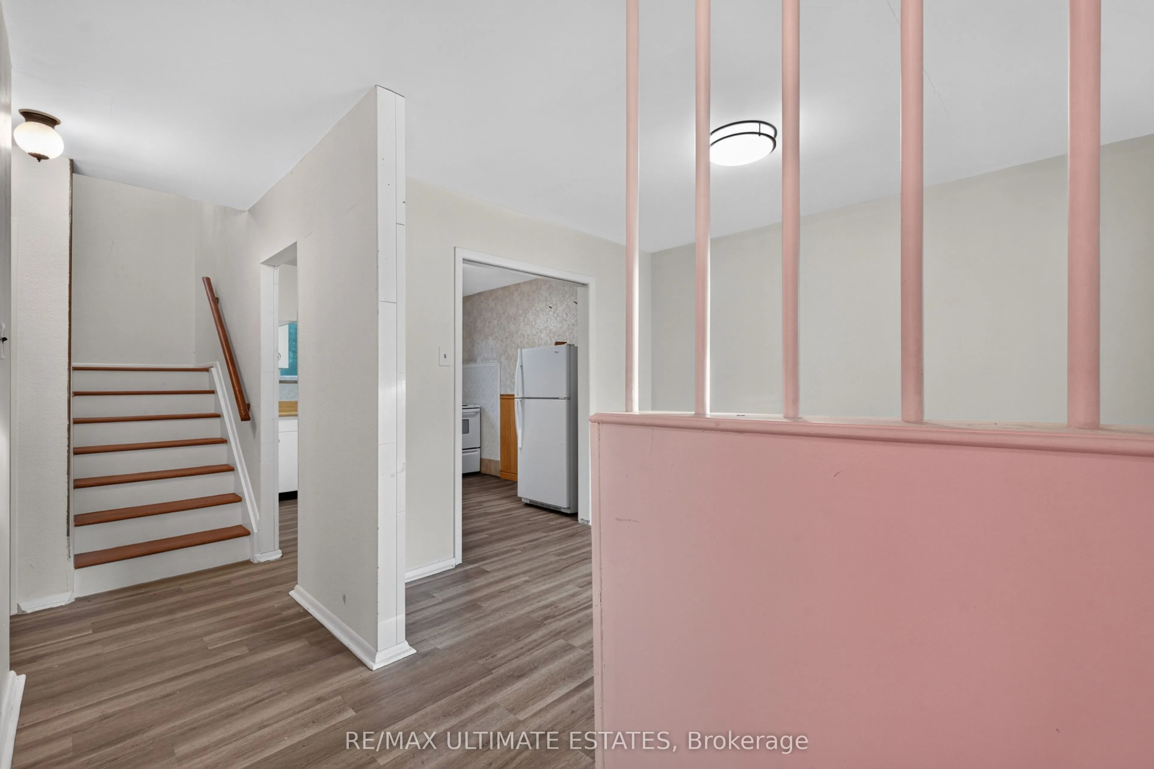 32 Broadleaf Road