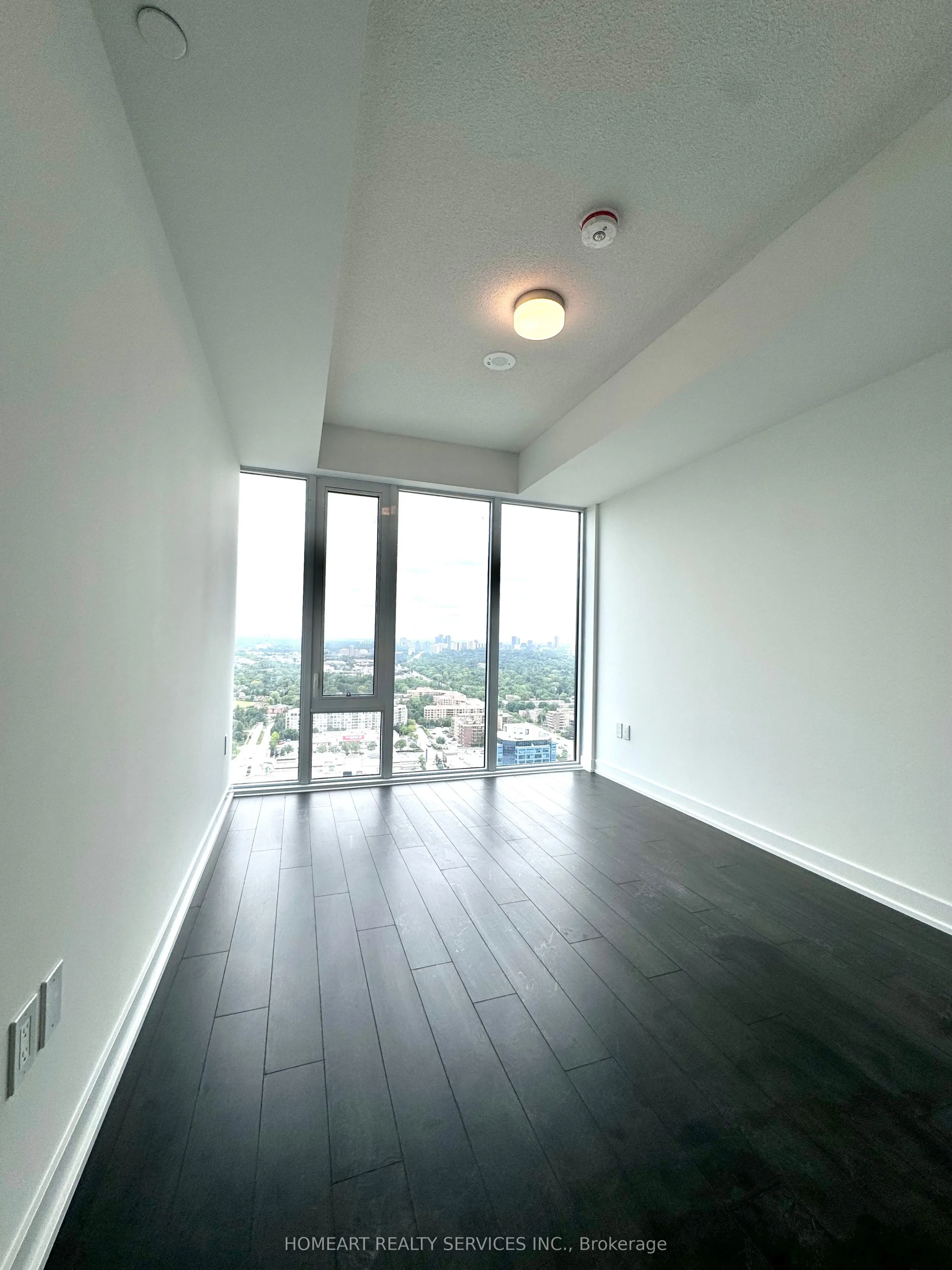 50 O'neill Road #2805