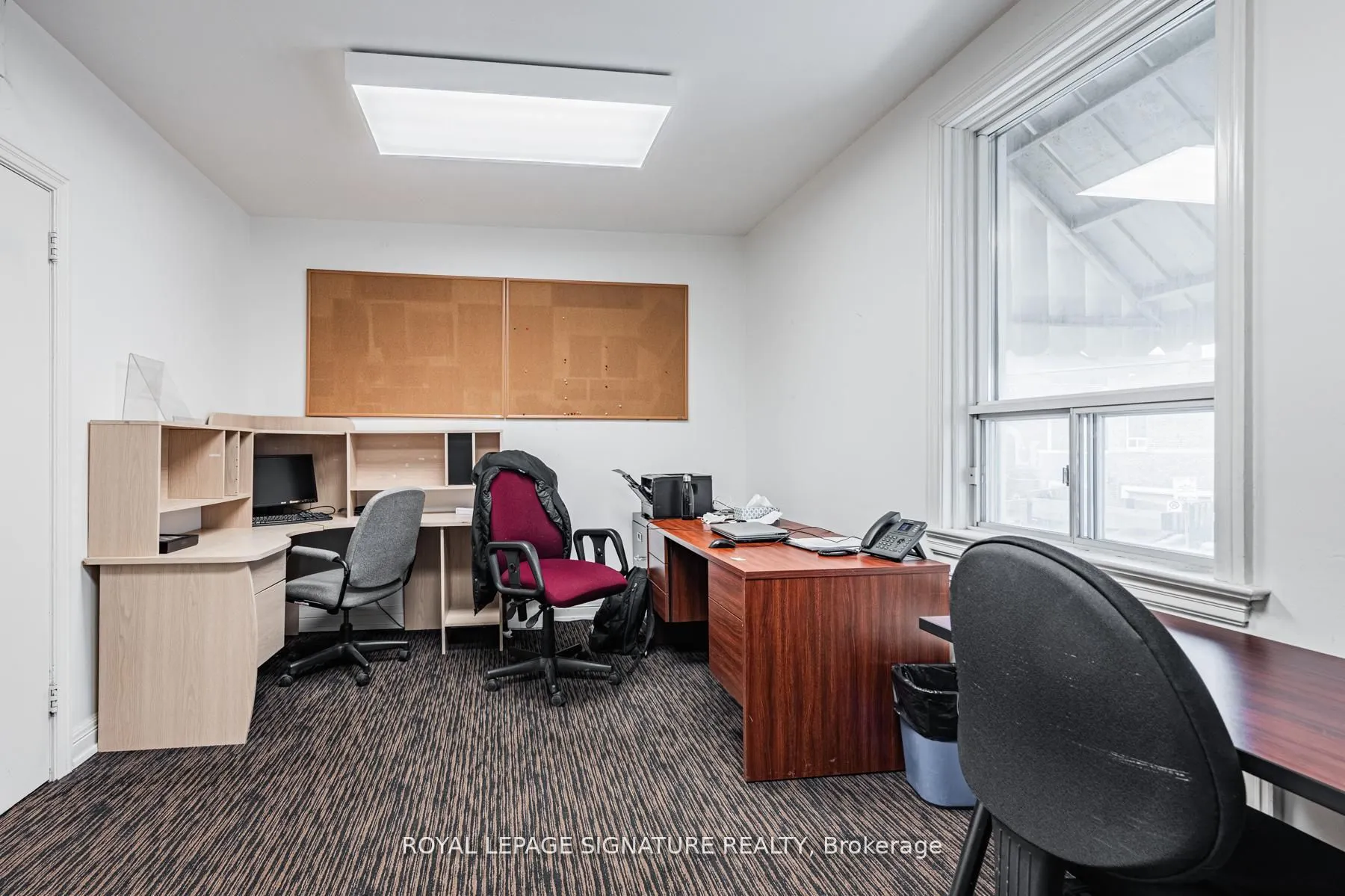 435 Eglinton Avenue W
