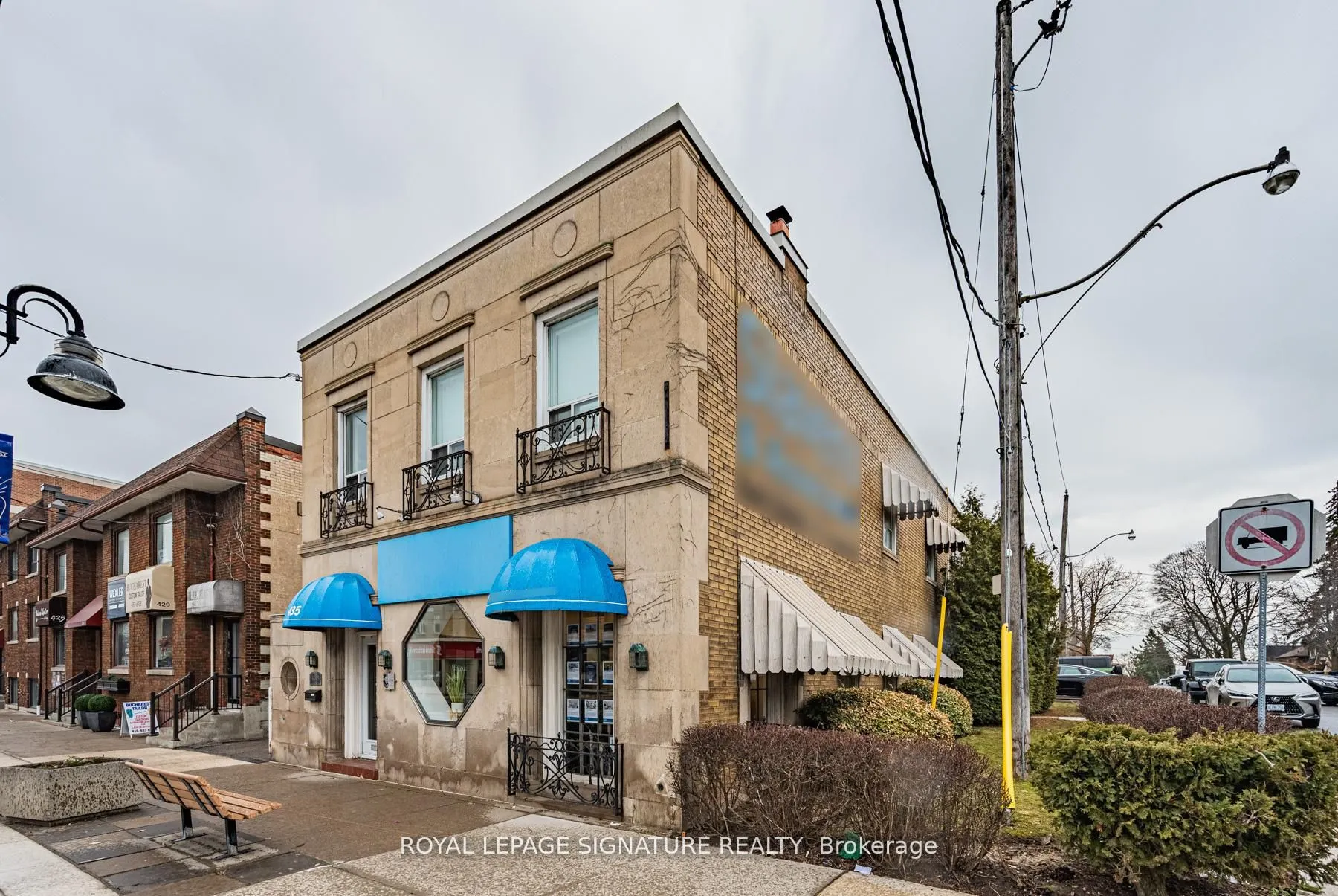 435 Eglinton Avenue W