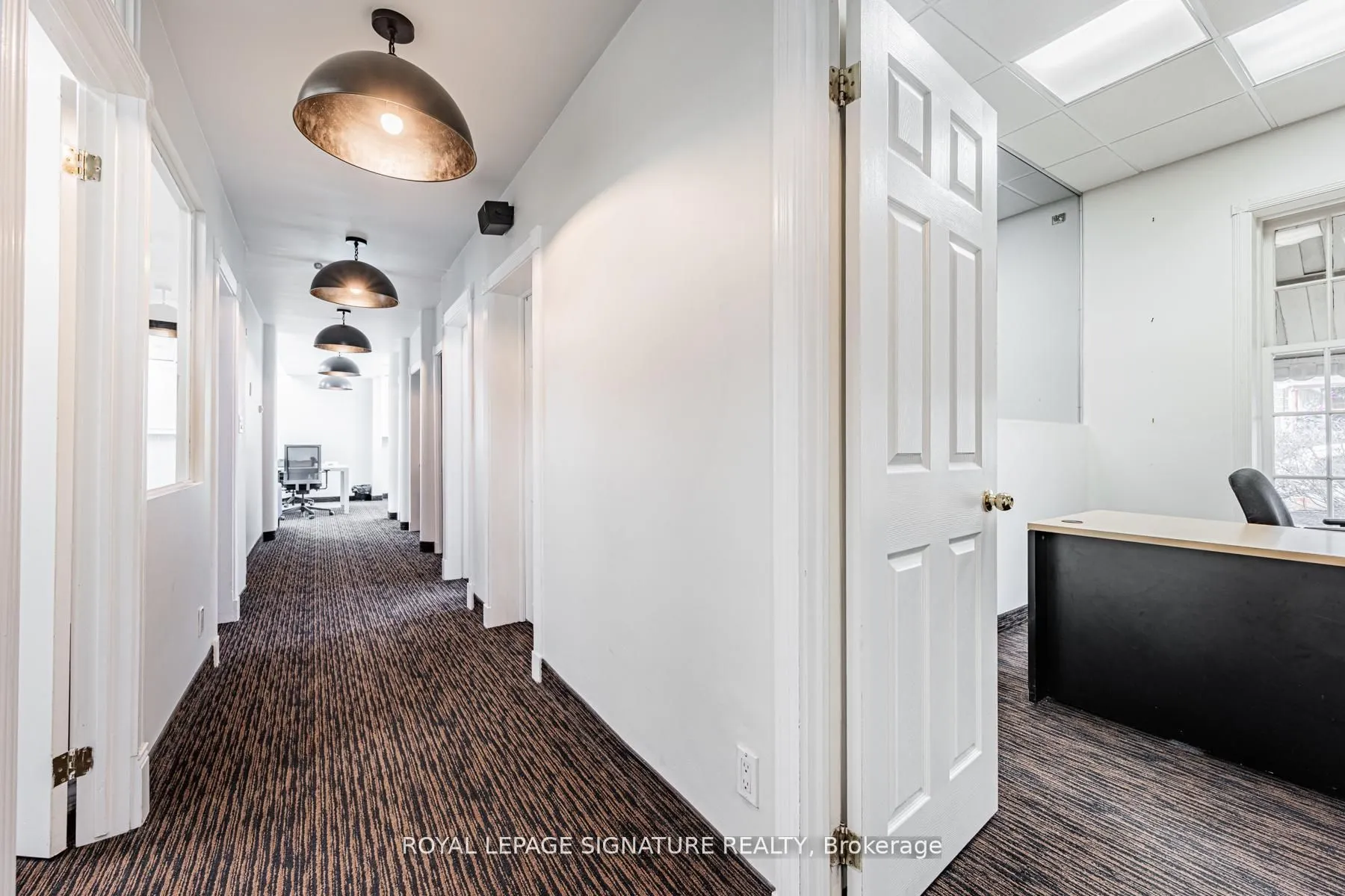 435 Eglinton Avenue W