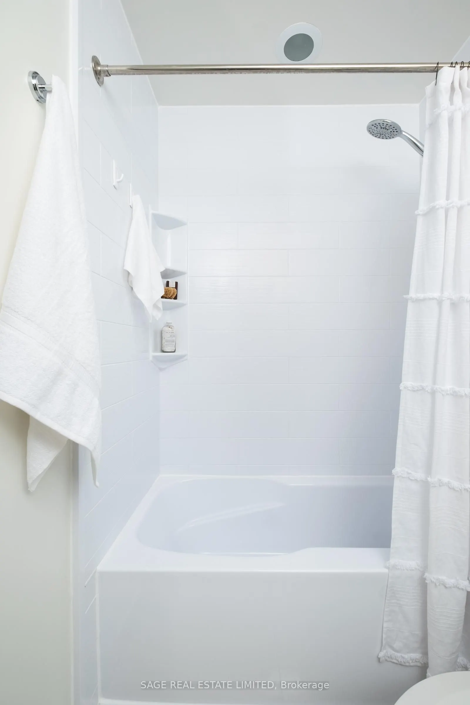 58 Orchard View Boulevard #313