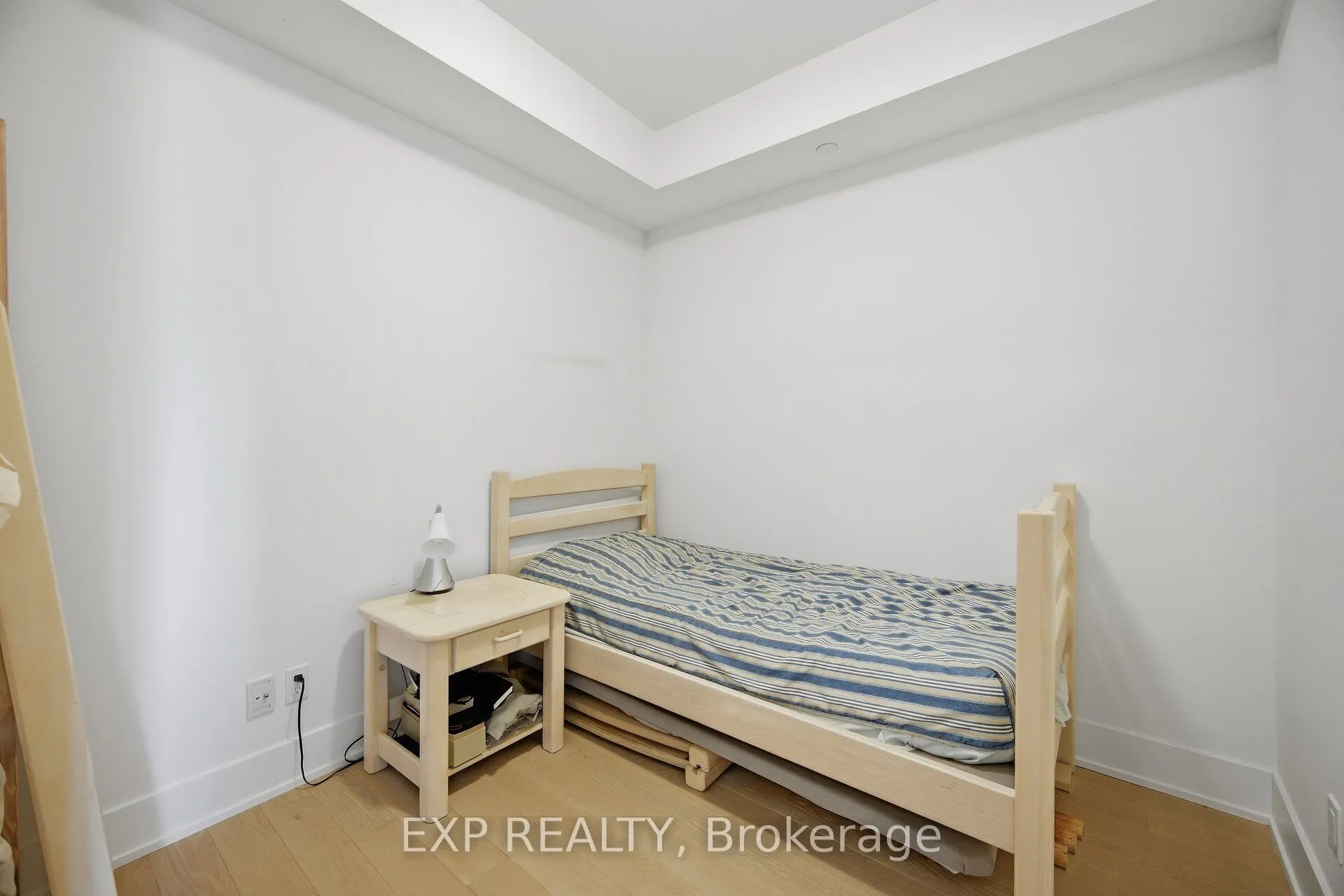 200 Bloor Street W #1203