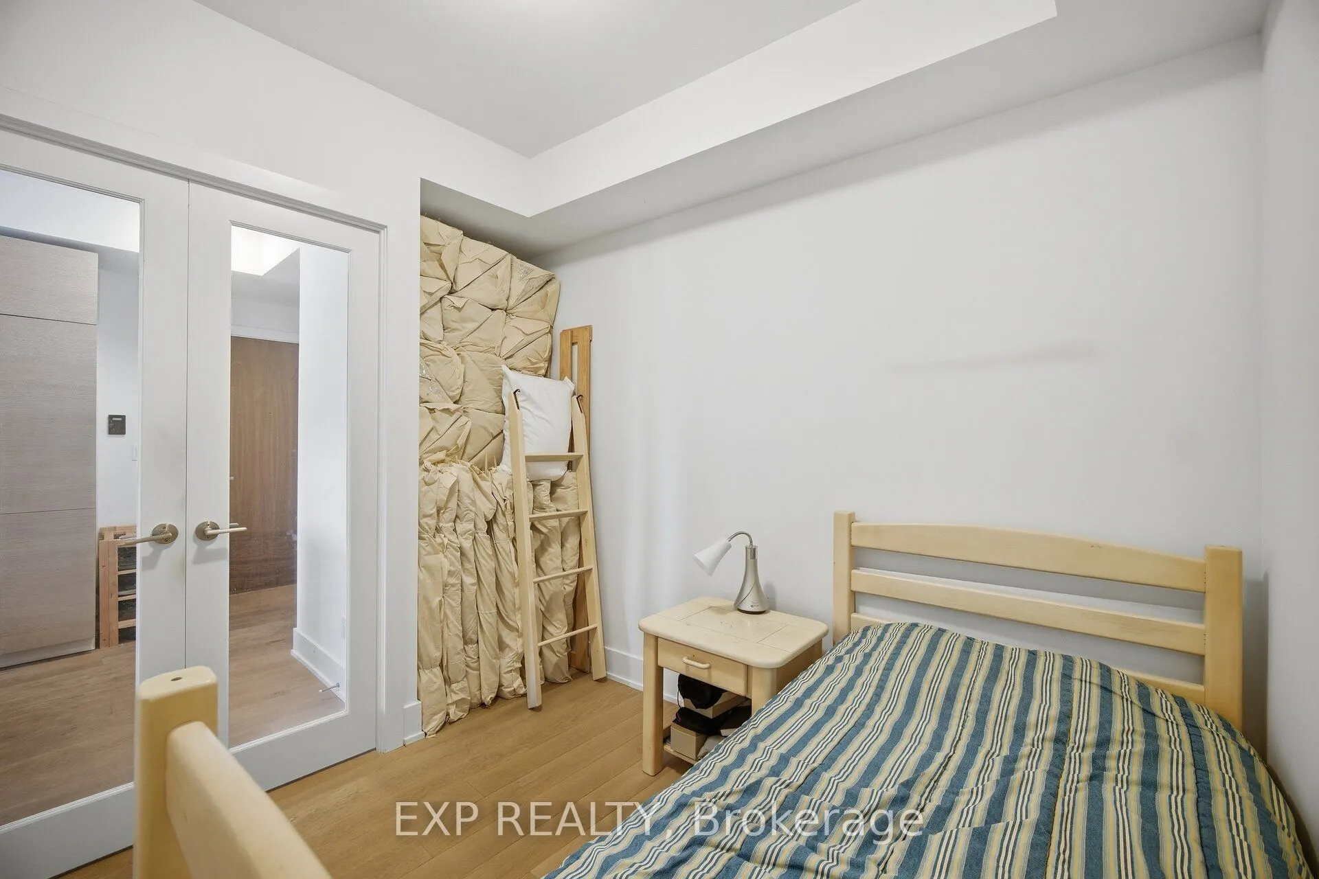 200 Bloor Street W #1203