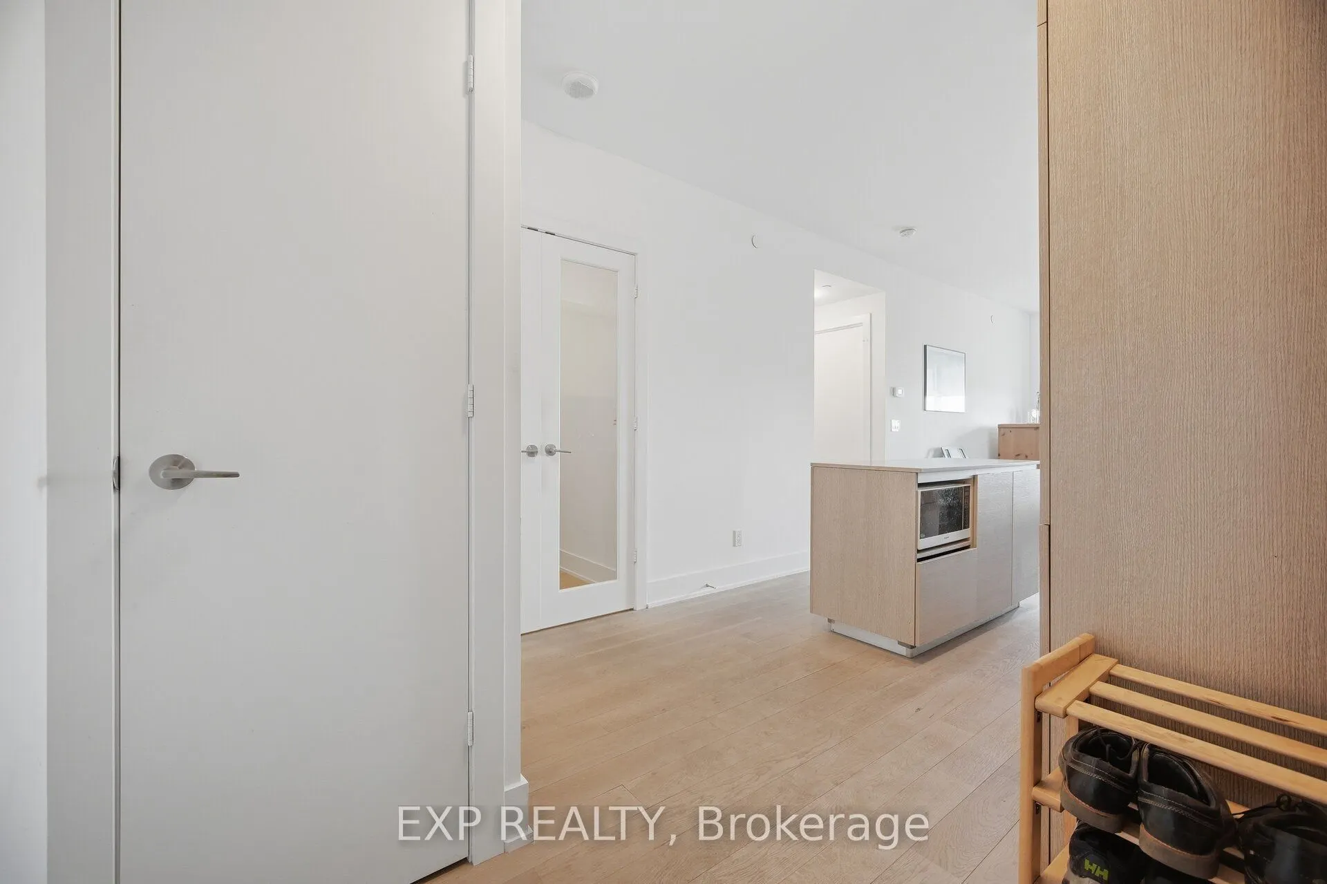 200 Bloor Street W #1203