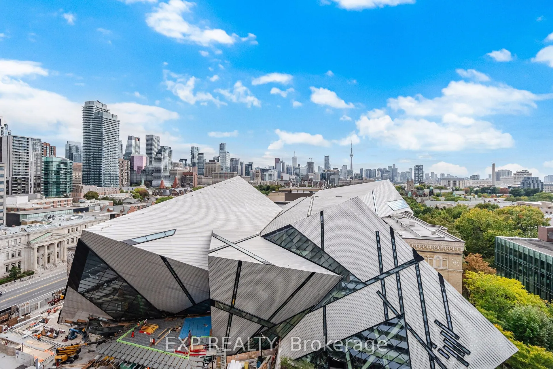 200 Bloor Street W #1203