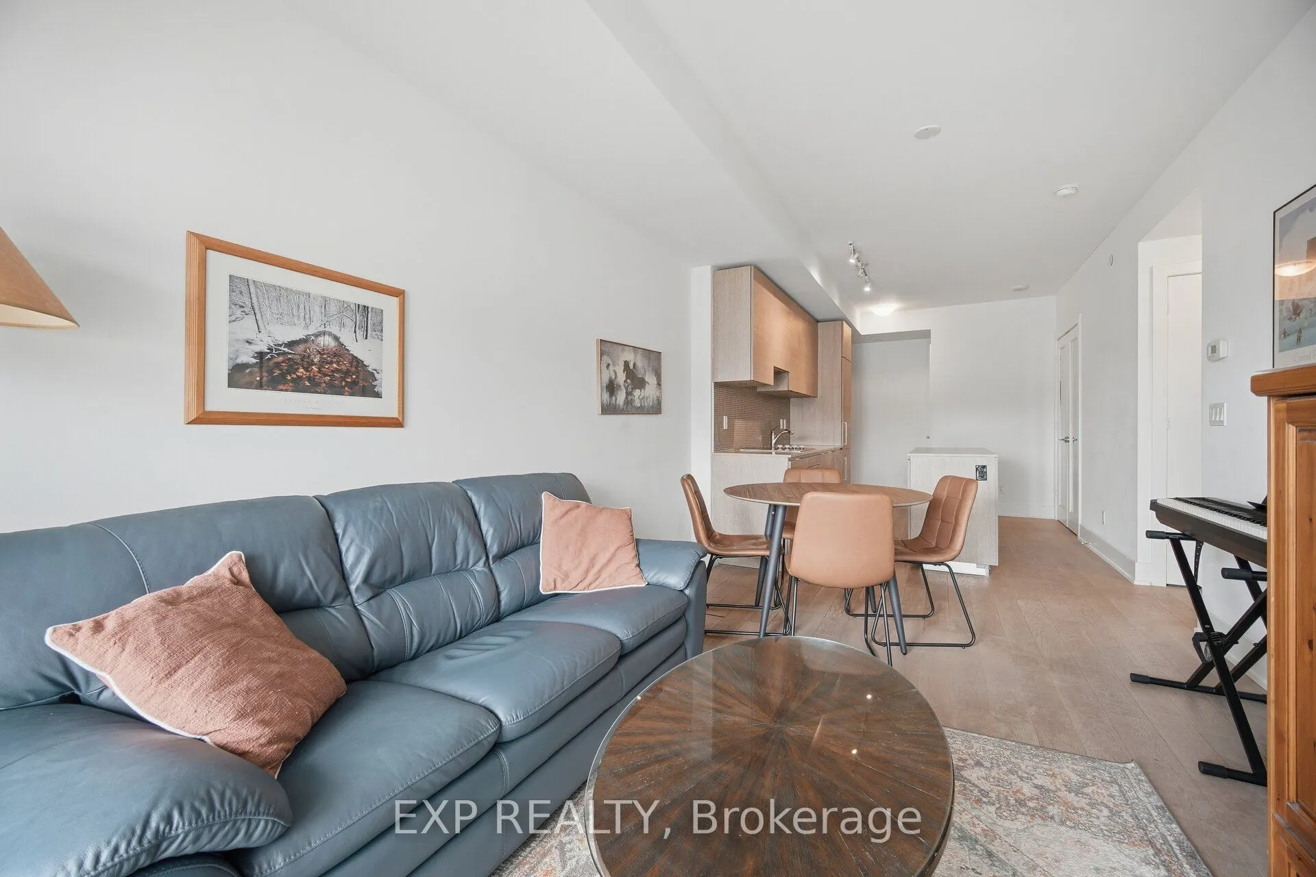 200 Bloor Street W #1203