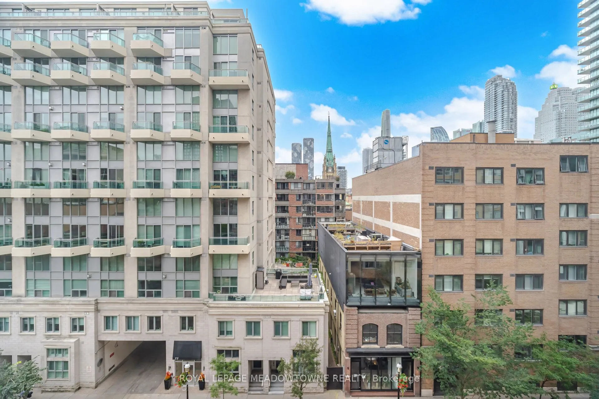 82 Lombard Street #610