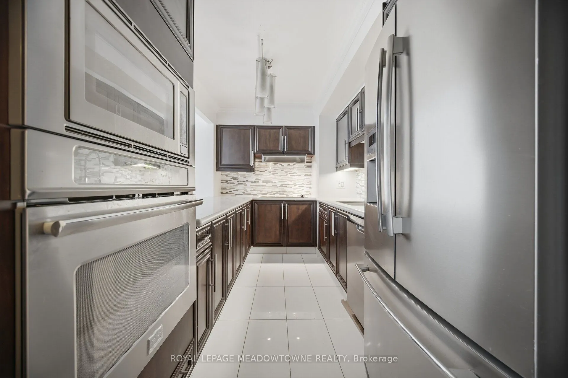 82 Lombard Street #610
