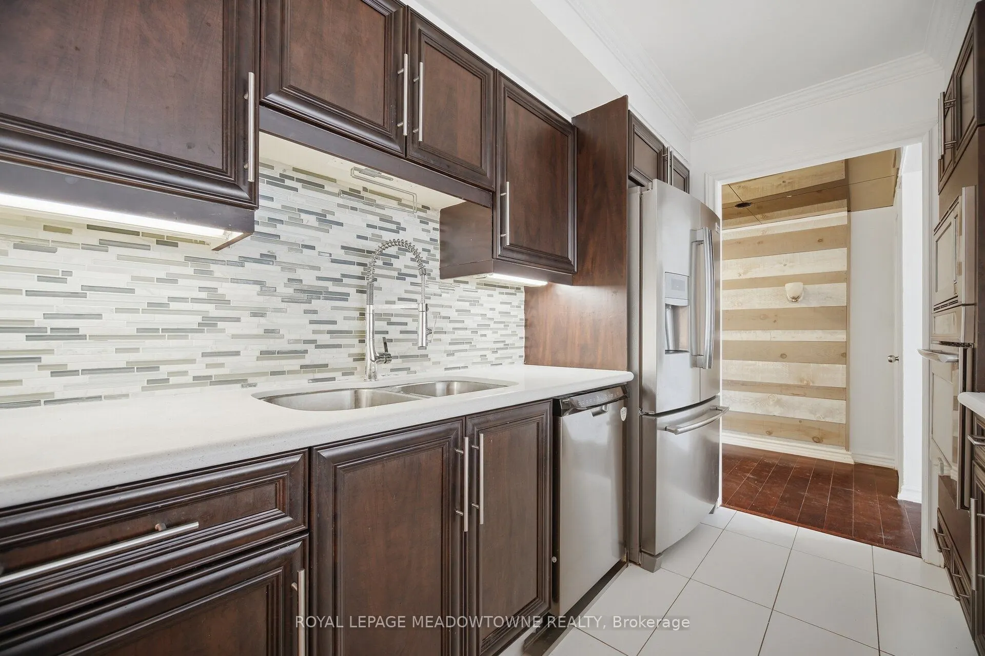 82 Lombard Street #610