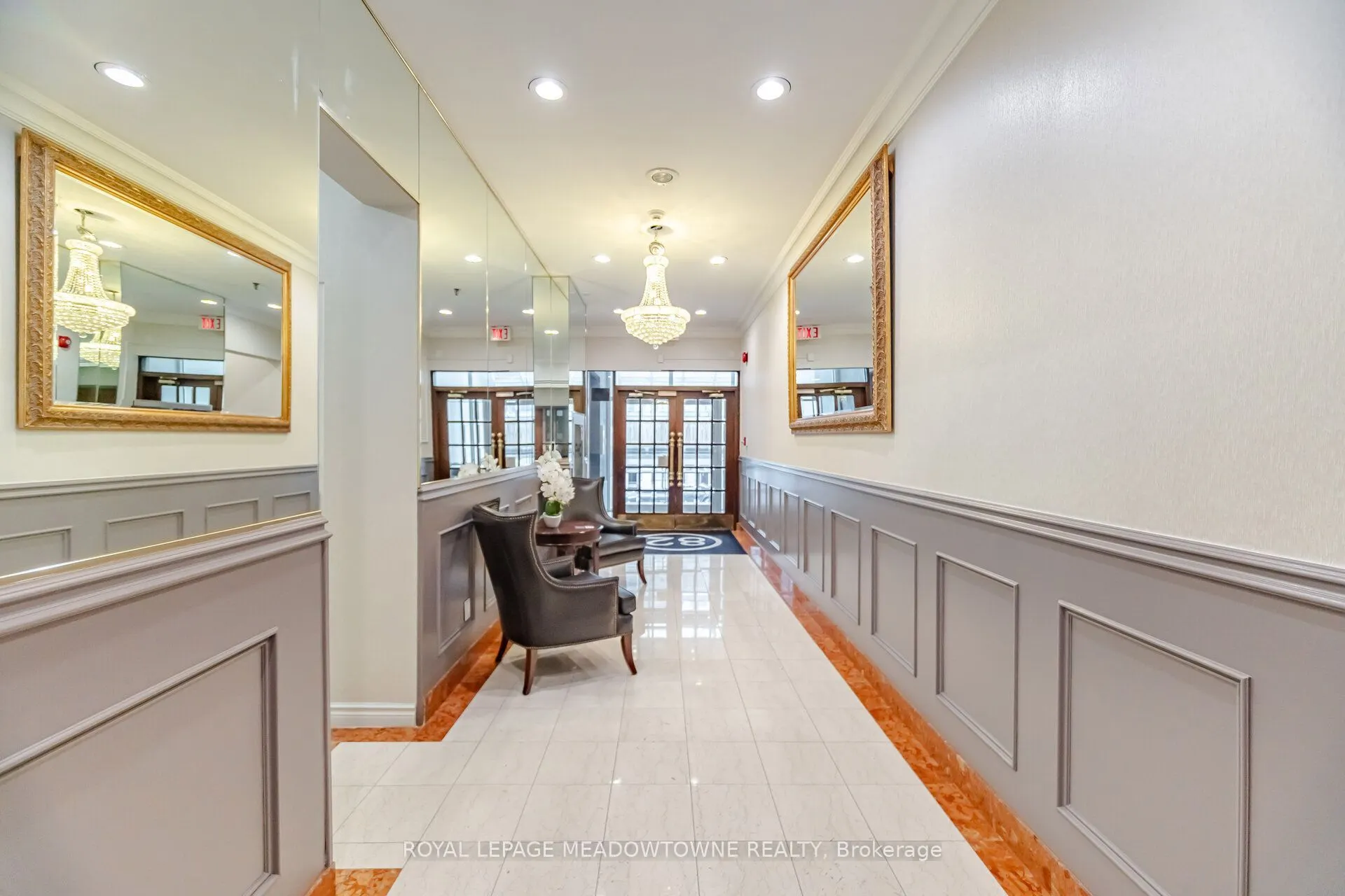82 Lombard Street #610