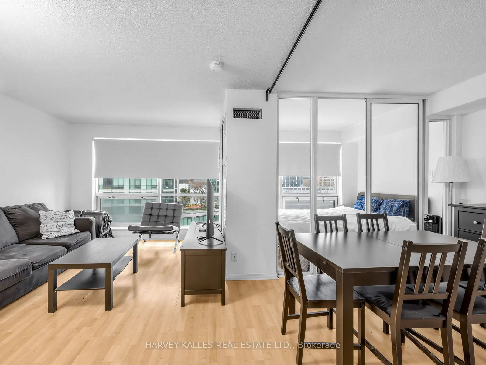 10 Yonge Street #705