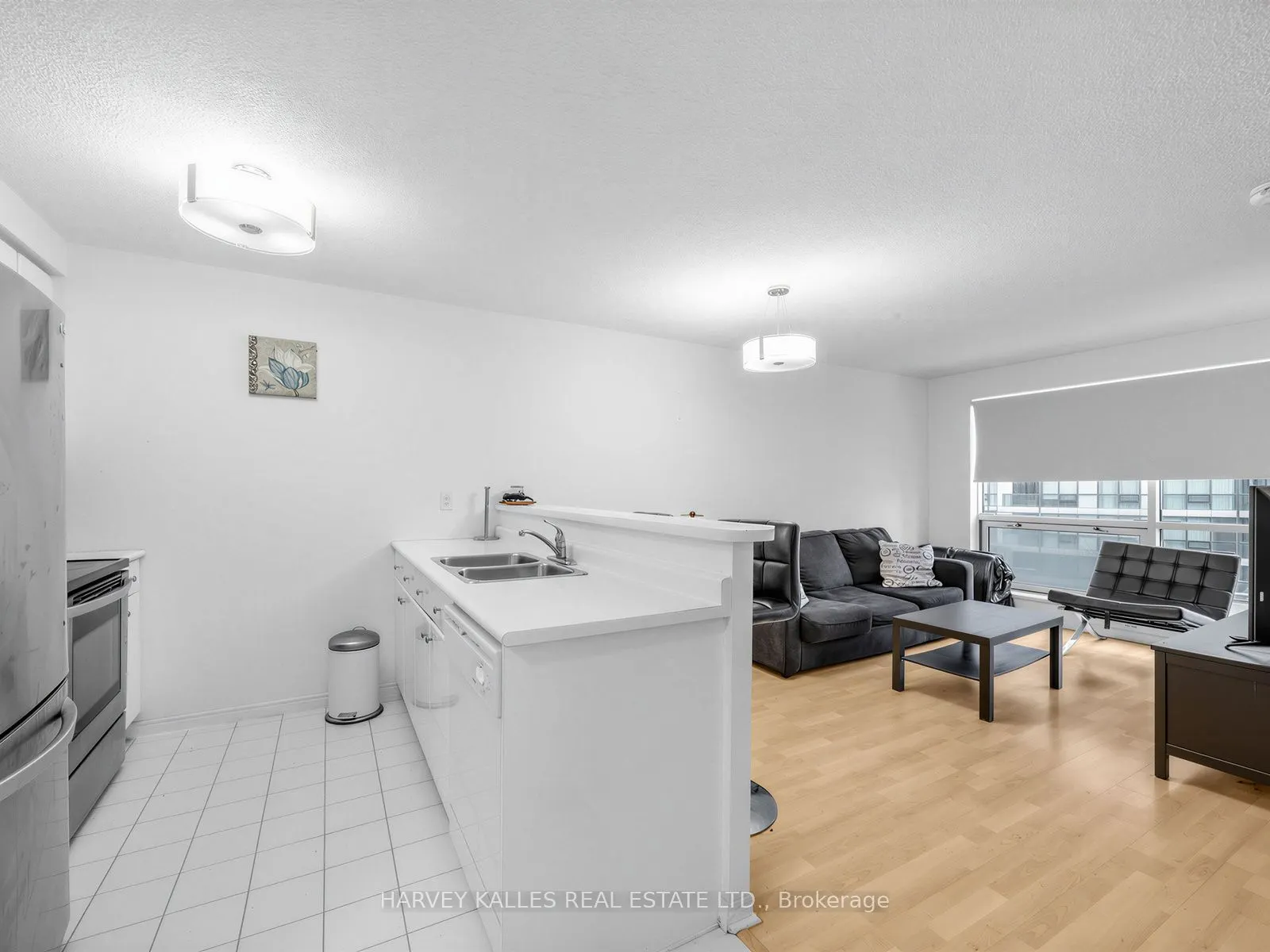 10 Yonge Street #705
