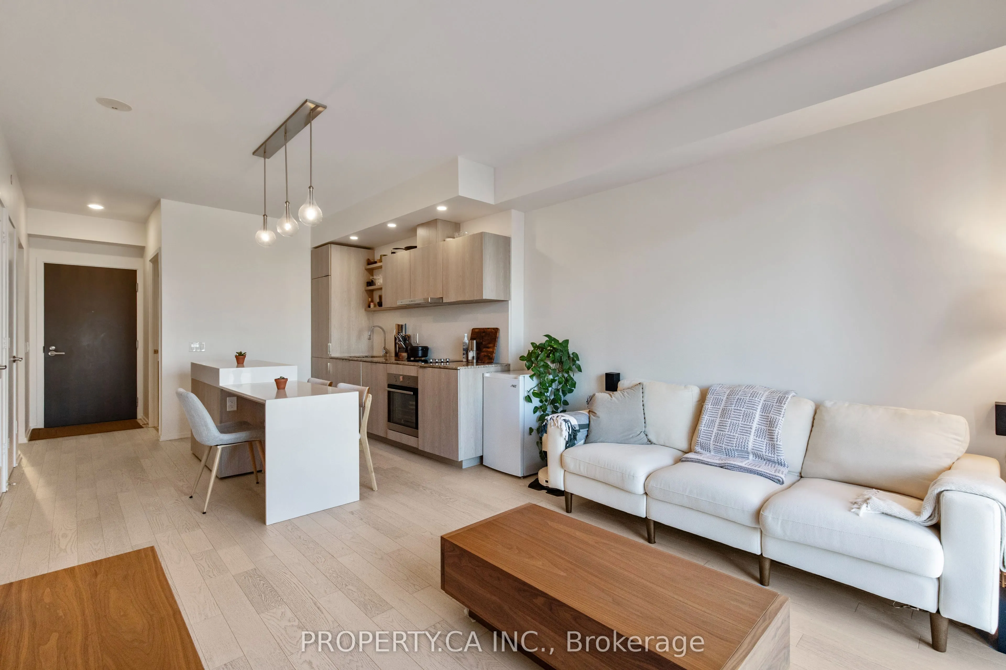 12 Bonnycastle Street #710