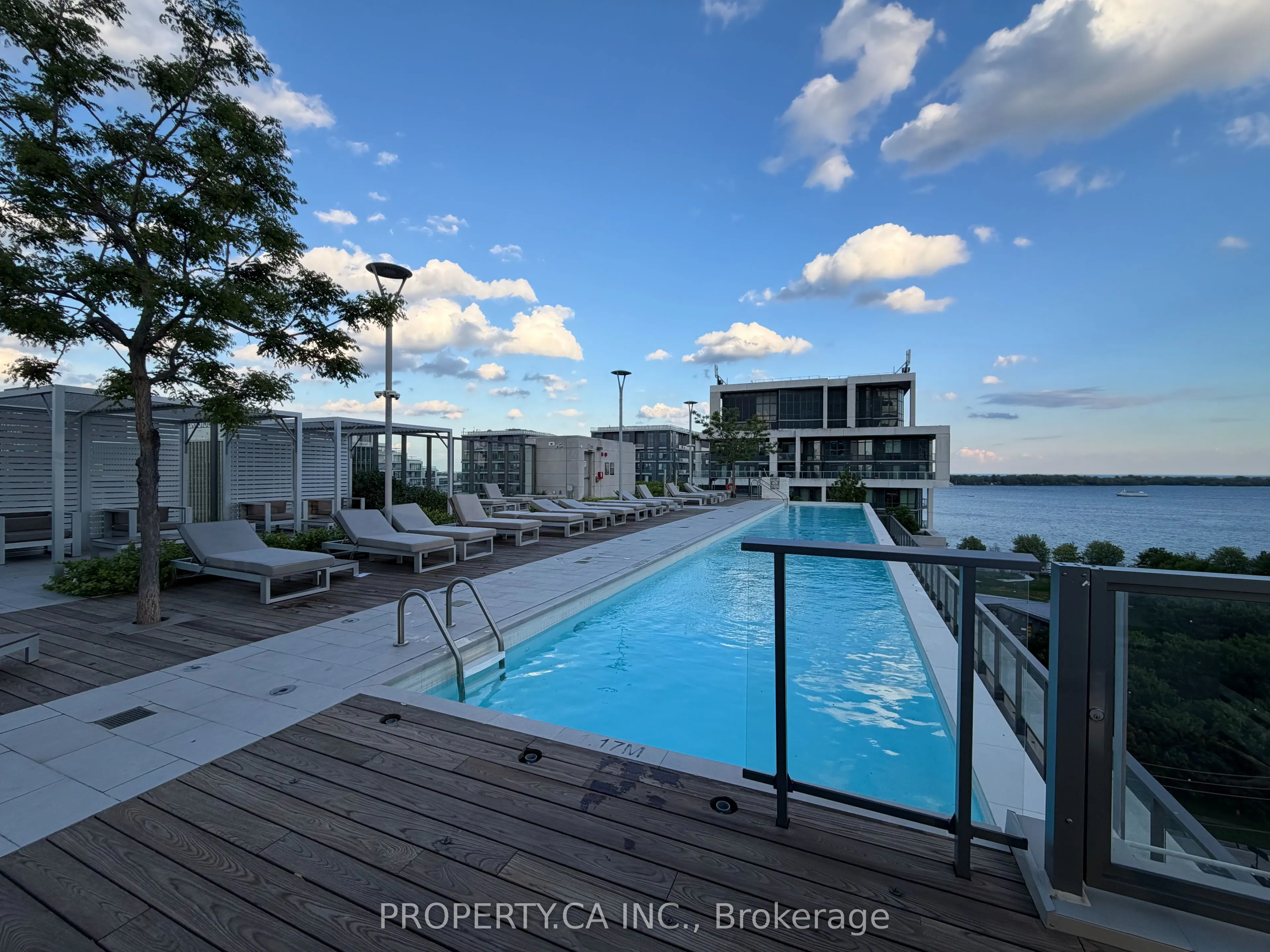 12 Bonnycastle Street #710