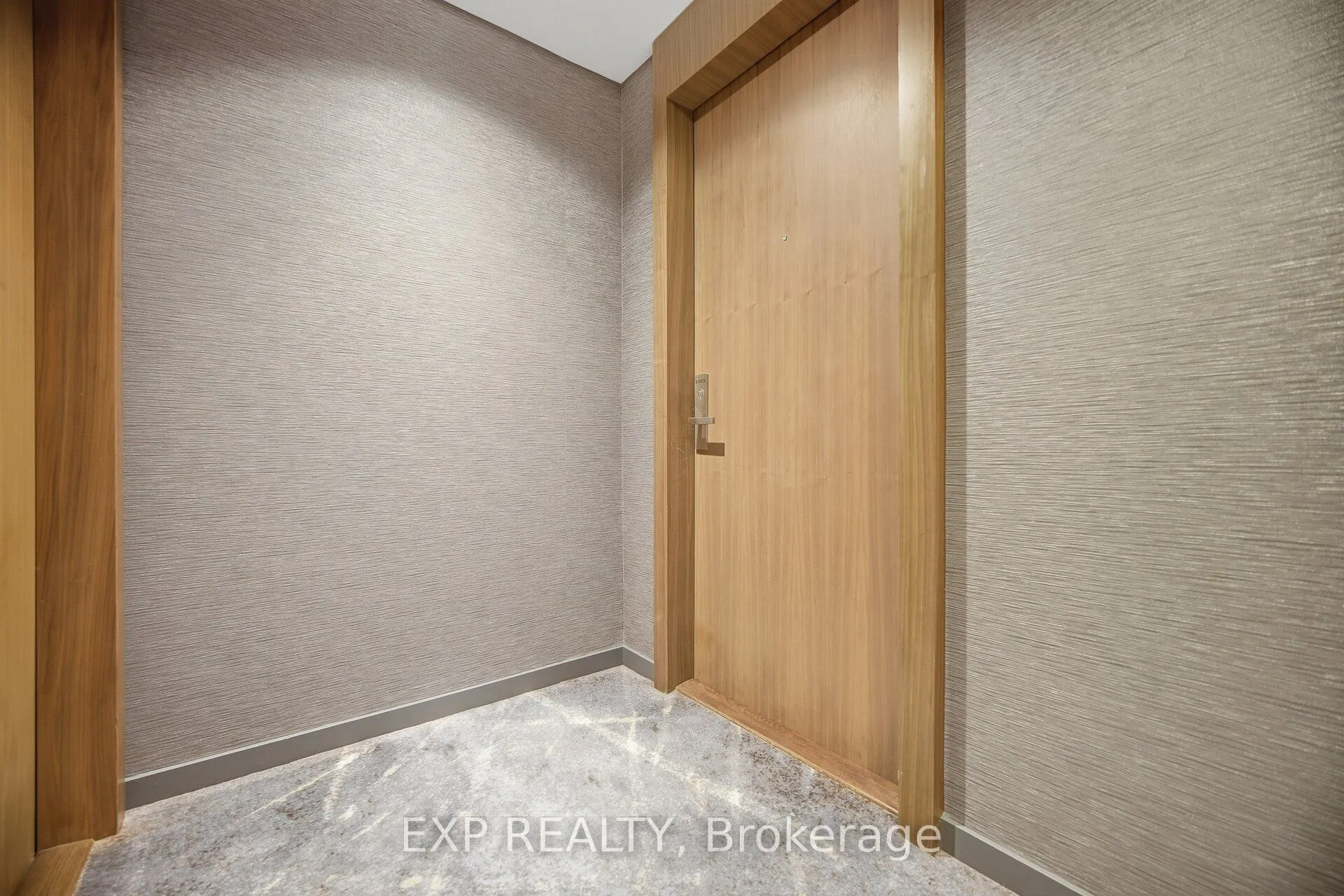 200 Bloor Street W #2505