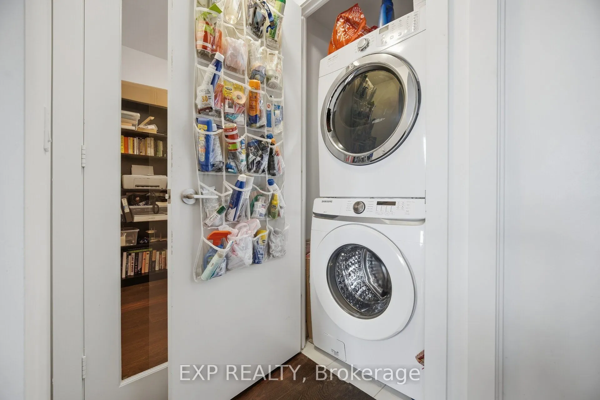 200 Bloor Street W #2505
