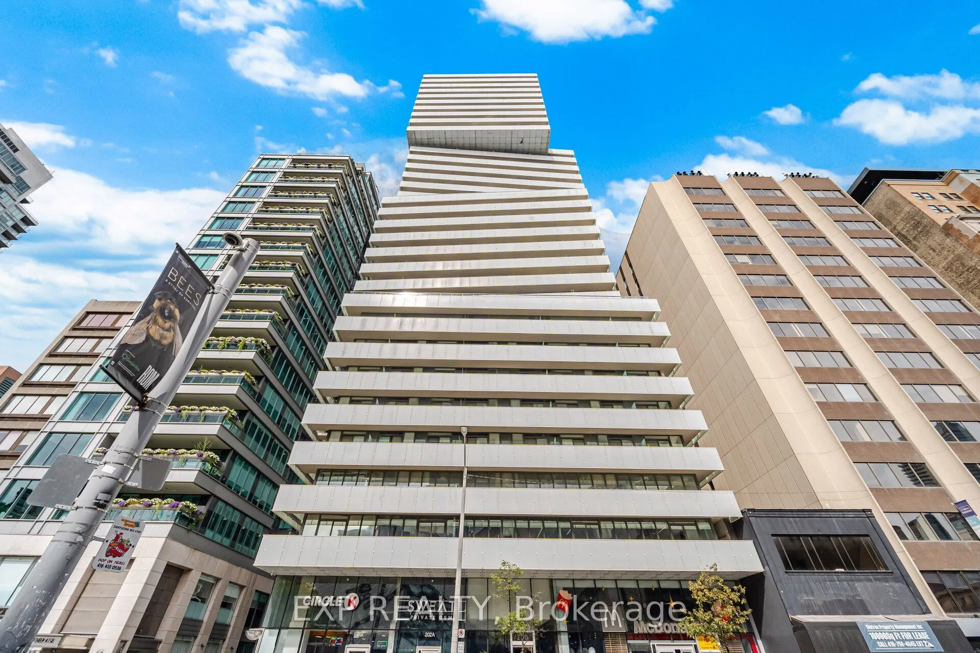 200 Bloor Street W #2505
