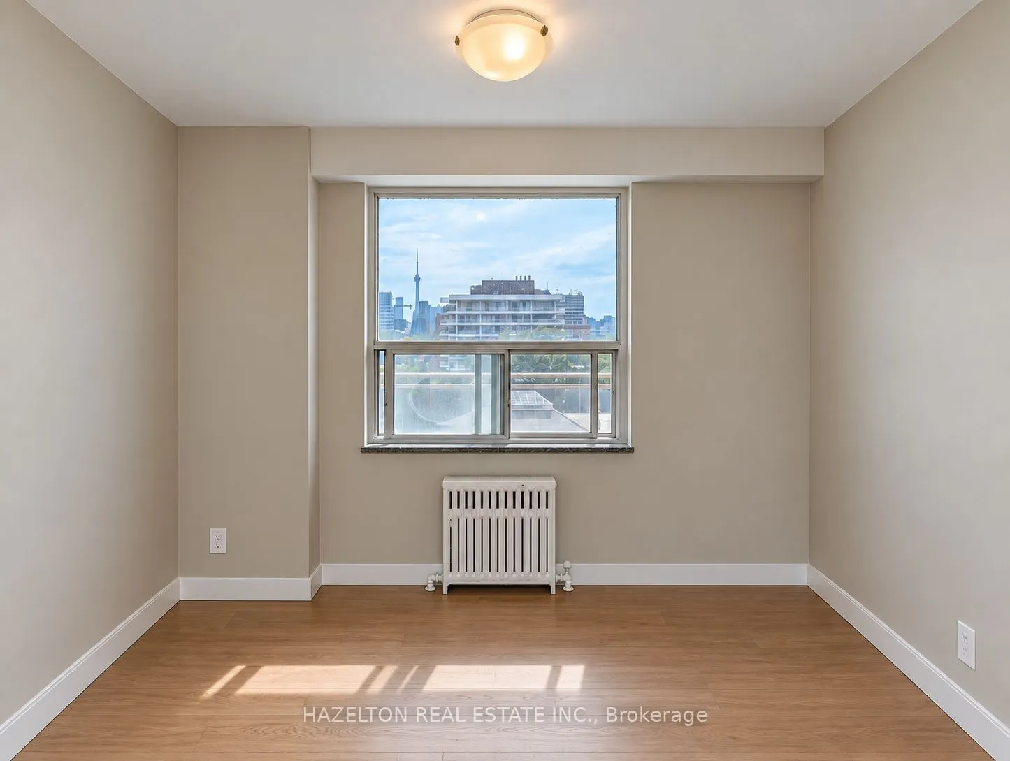 206 St George Street #901