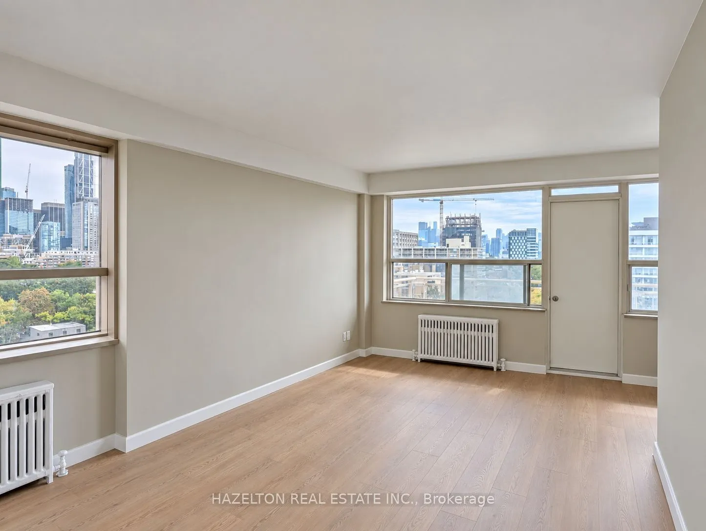 206 St George Street #901