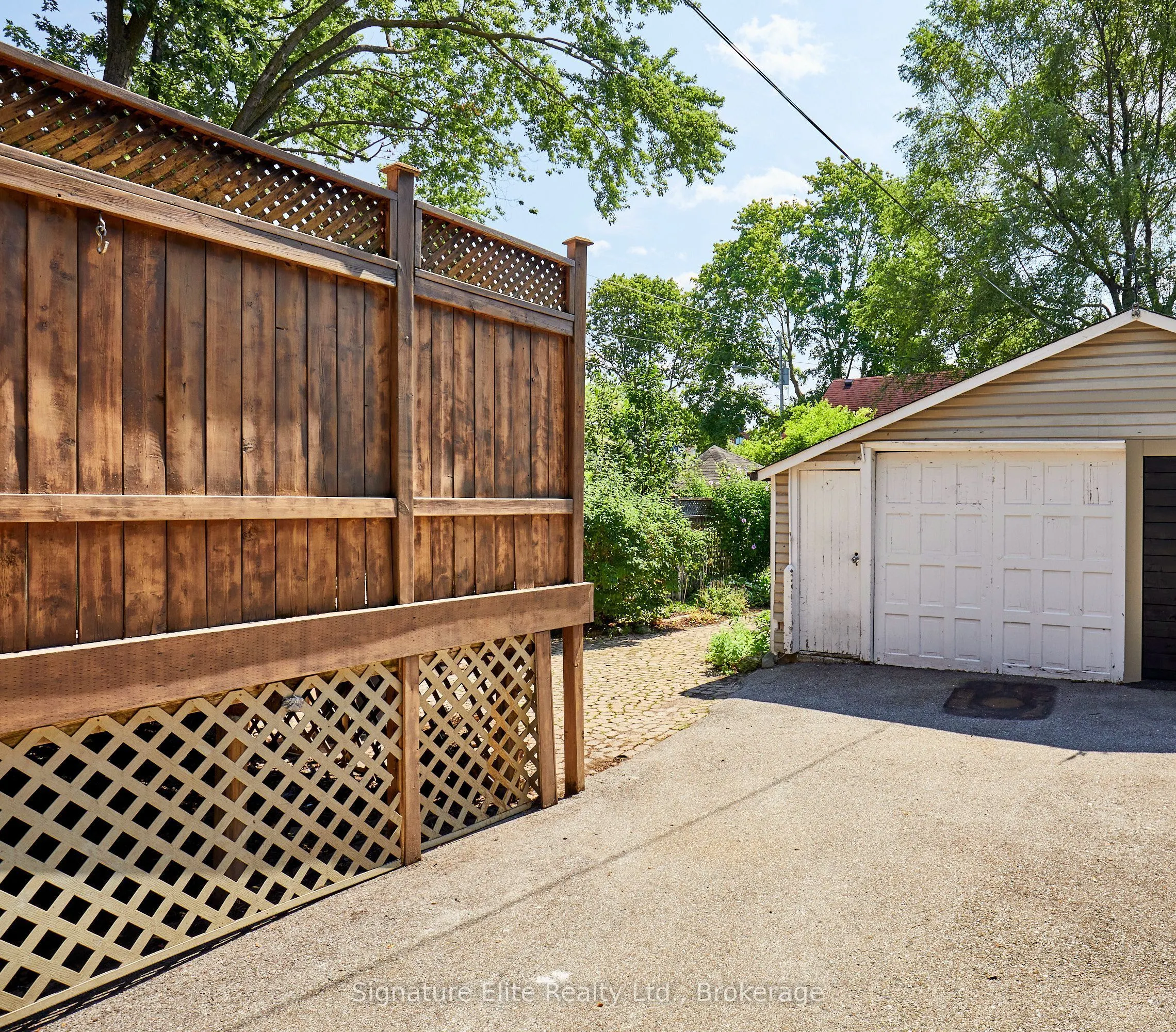 153 Parkhurst Boulevard