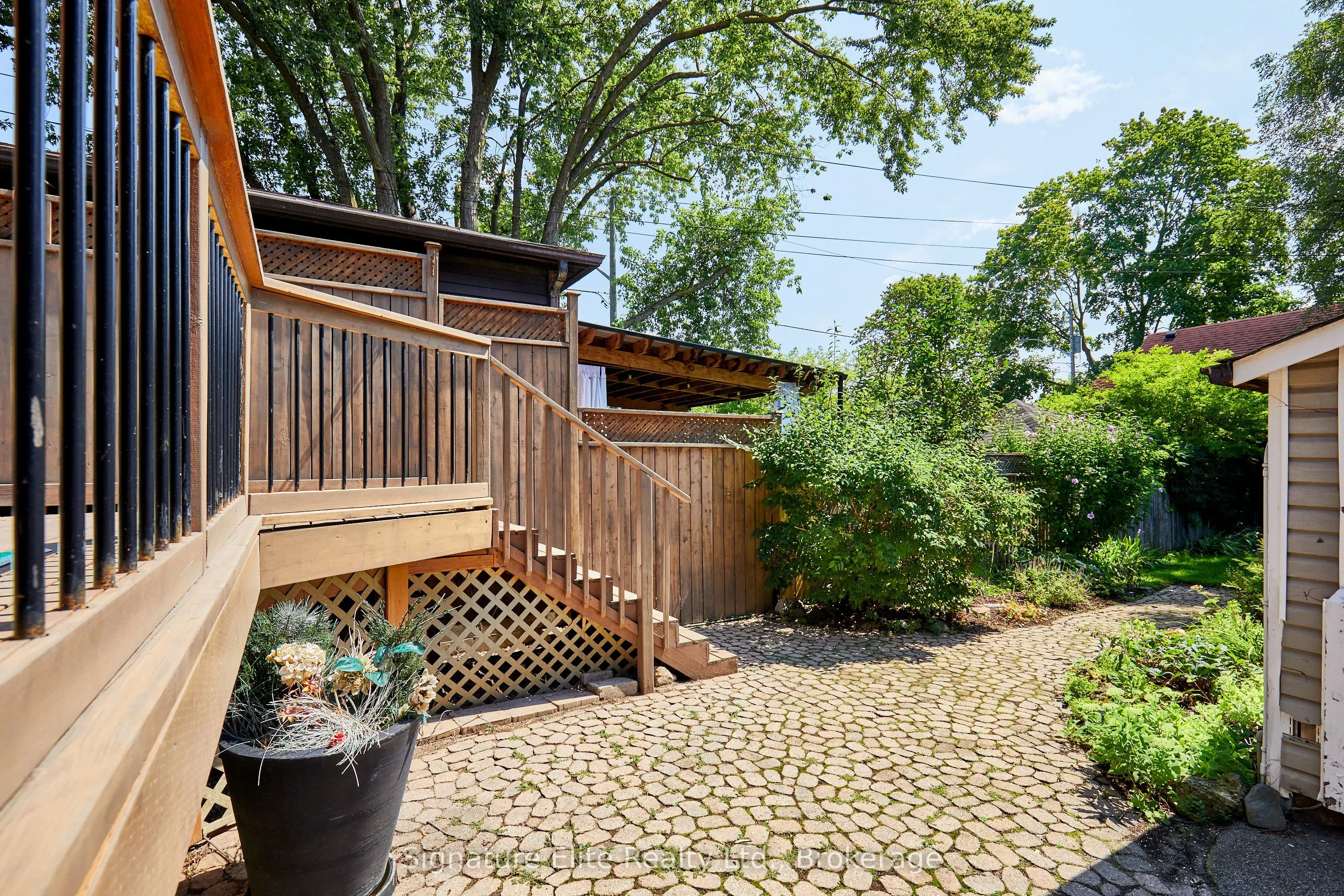 153 Parkhurst Boulevard
