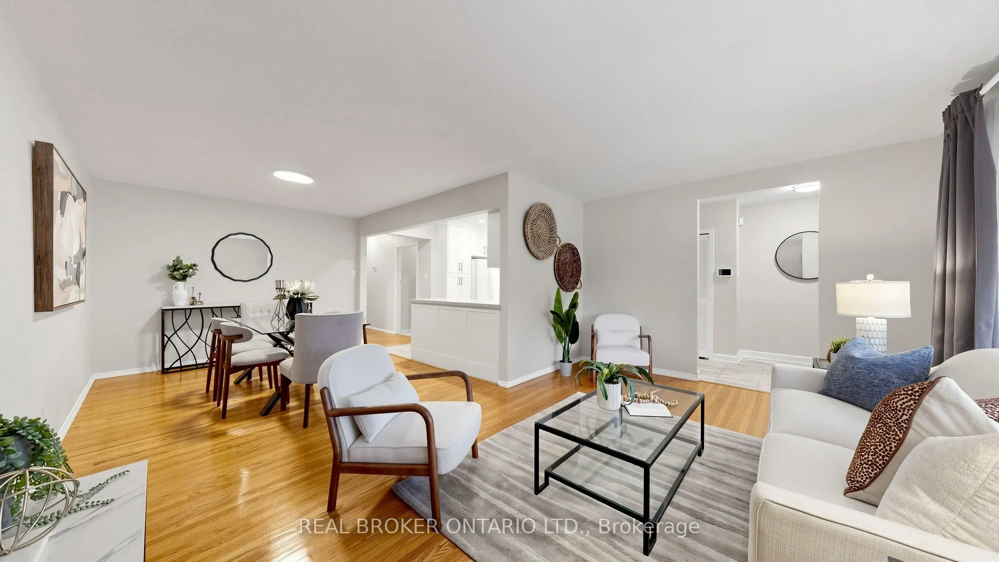 32 Cairnside Crescent