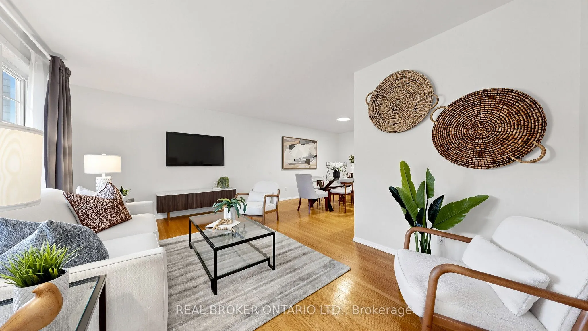 32 Cairnside Crescent