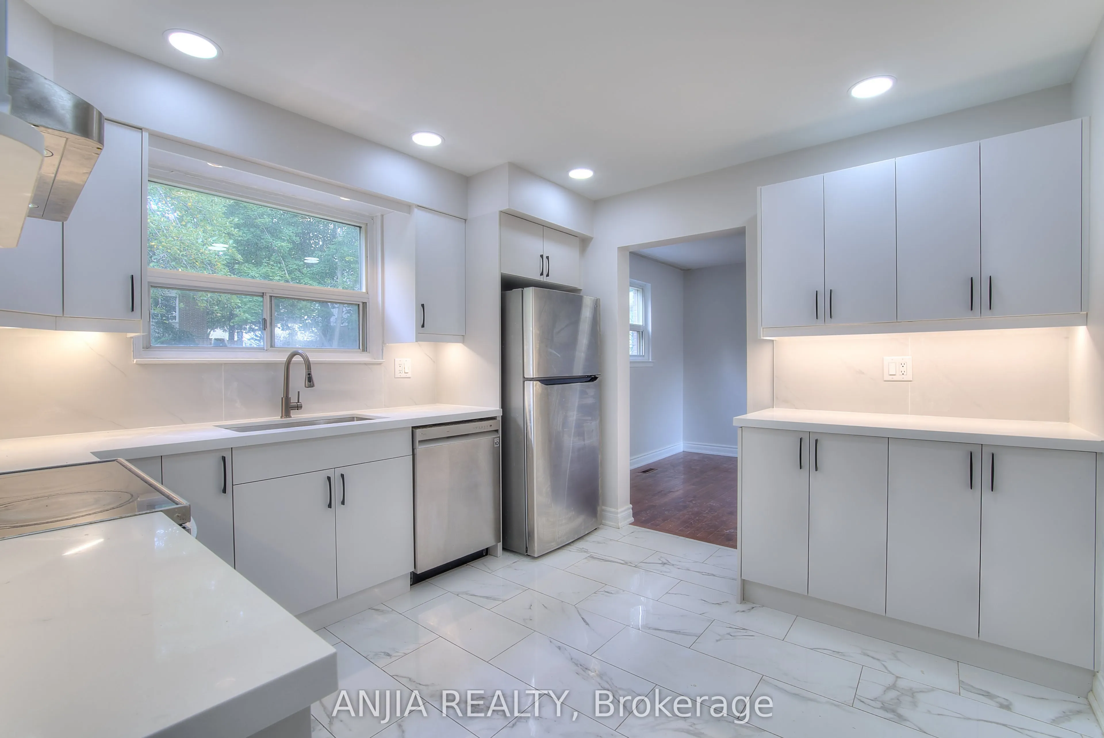 14 Cherrystone Drive