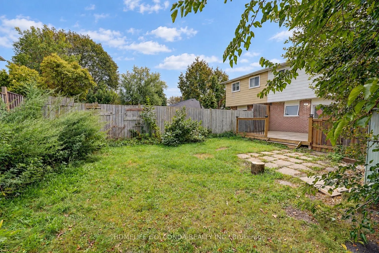 258 Hollyberry Trail