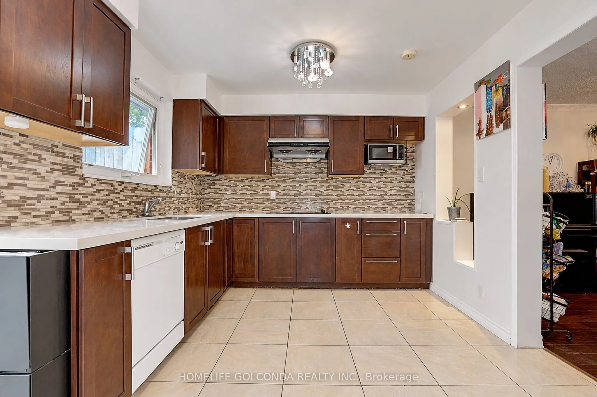 258 Hollyberry Trail