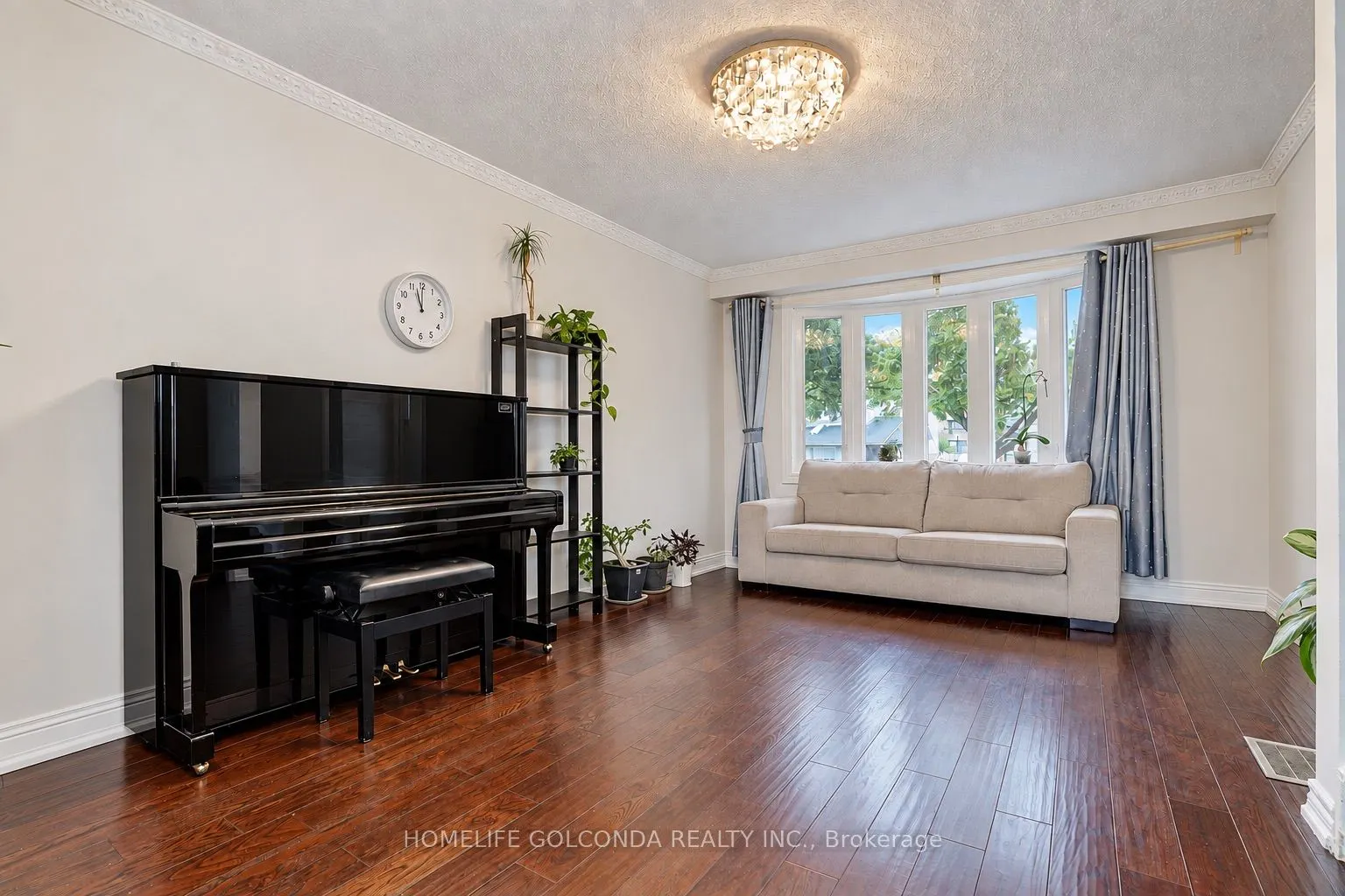 258 Hollyberry Trail
