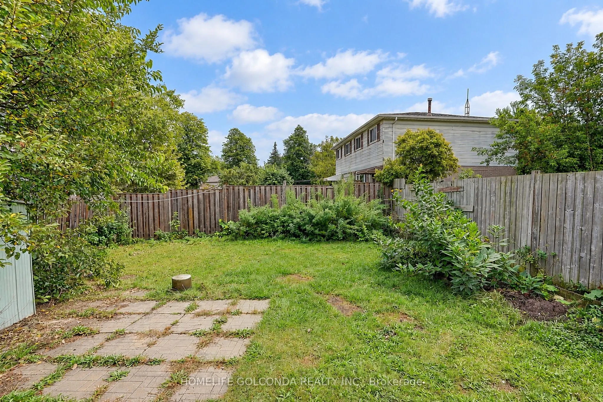 258 Hollyberry Trail