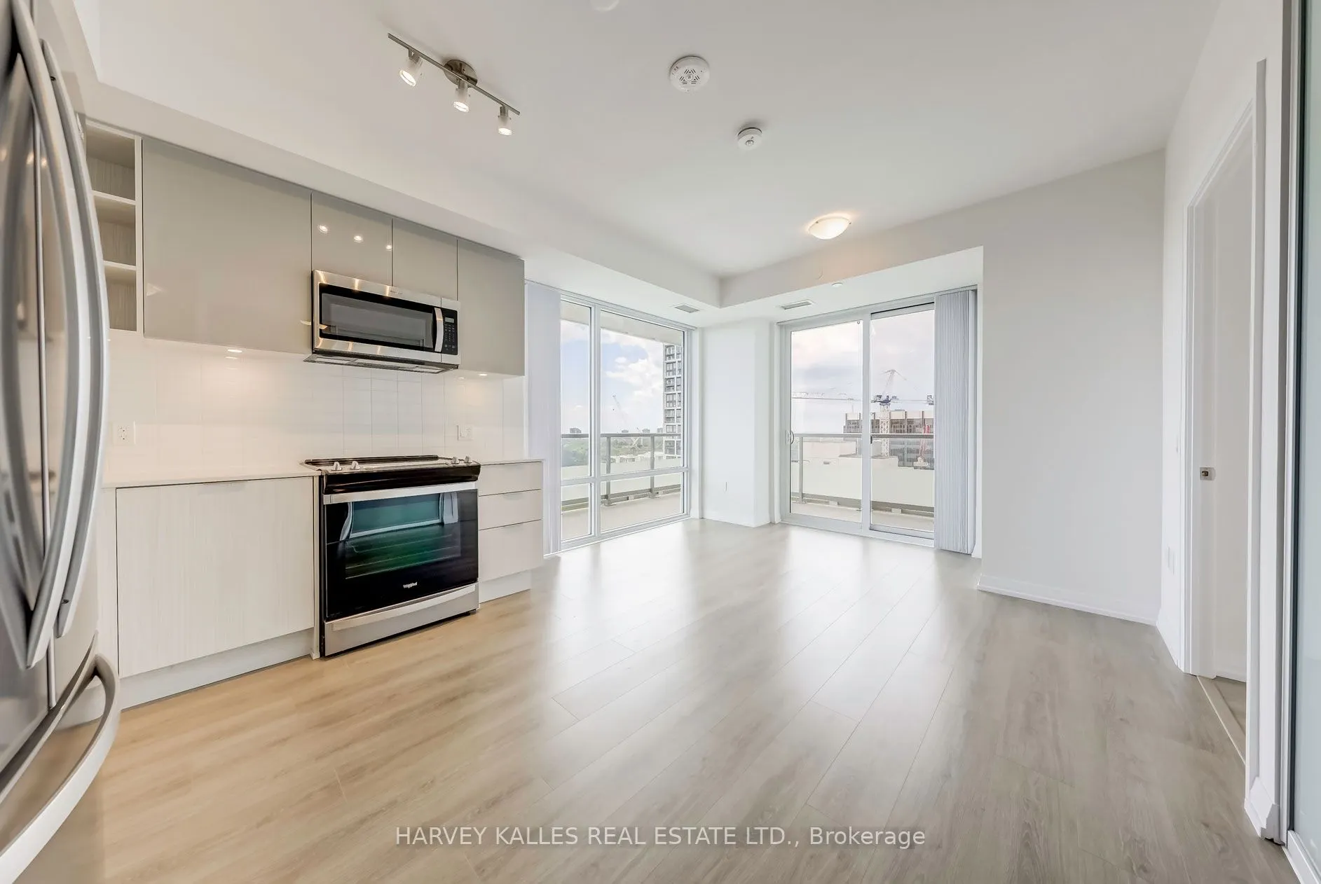 25 Holly Street #2209