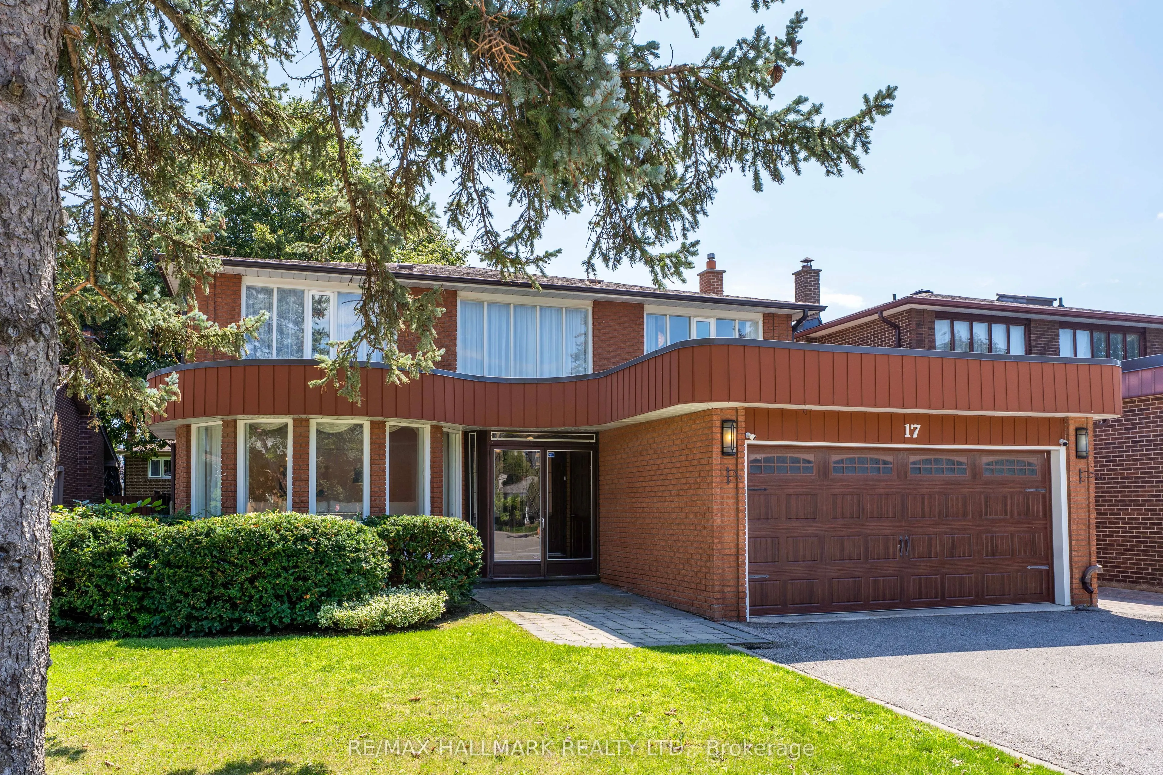 17 Twin Circle Court