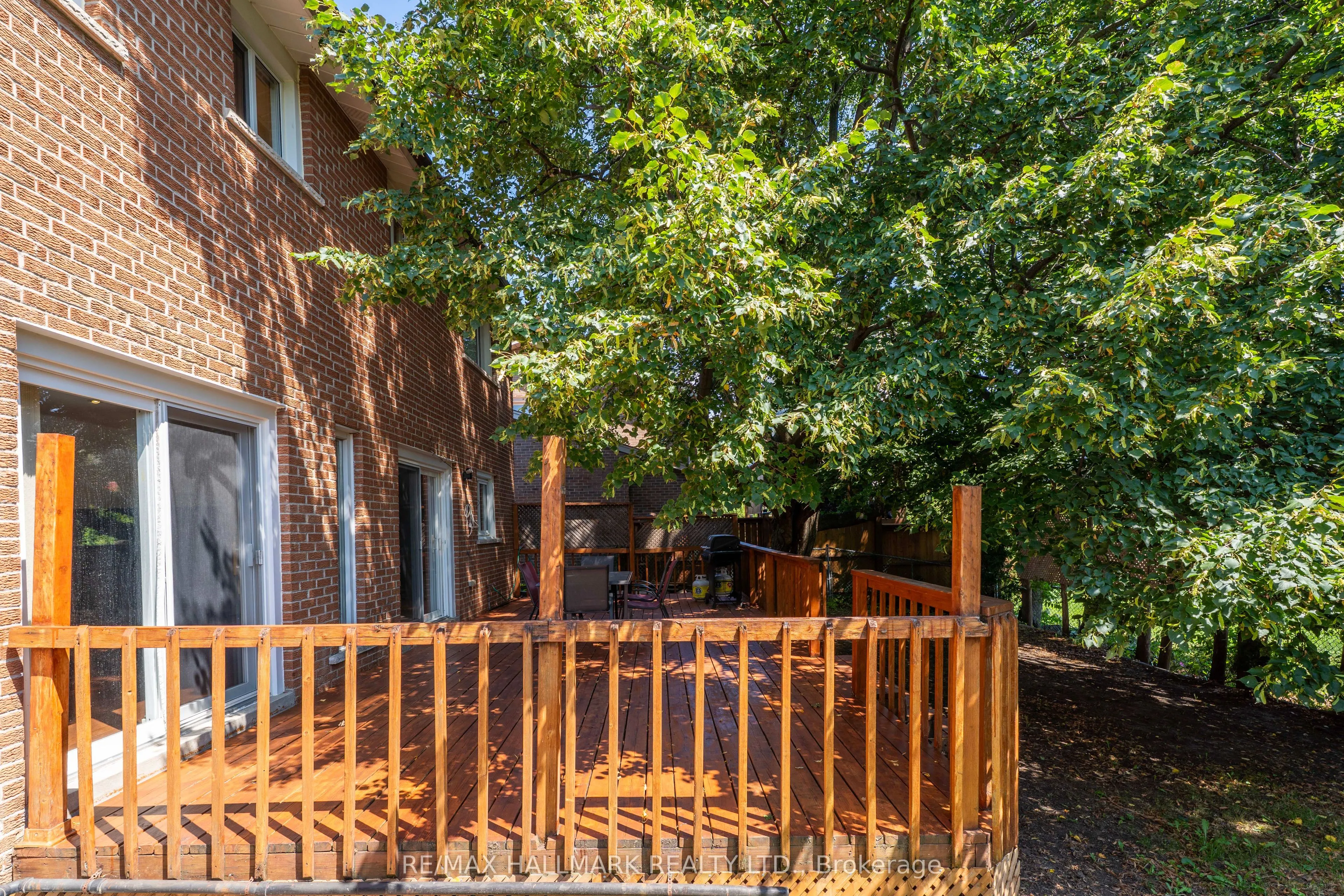 17 Twin Circle Court