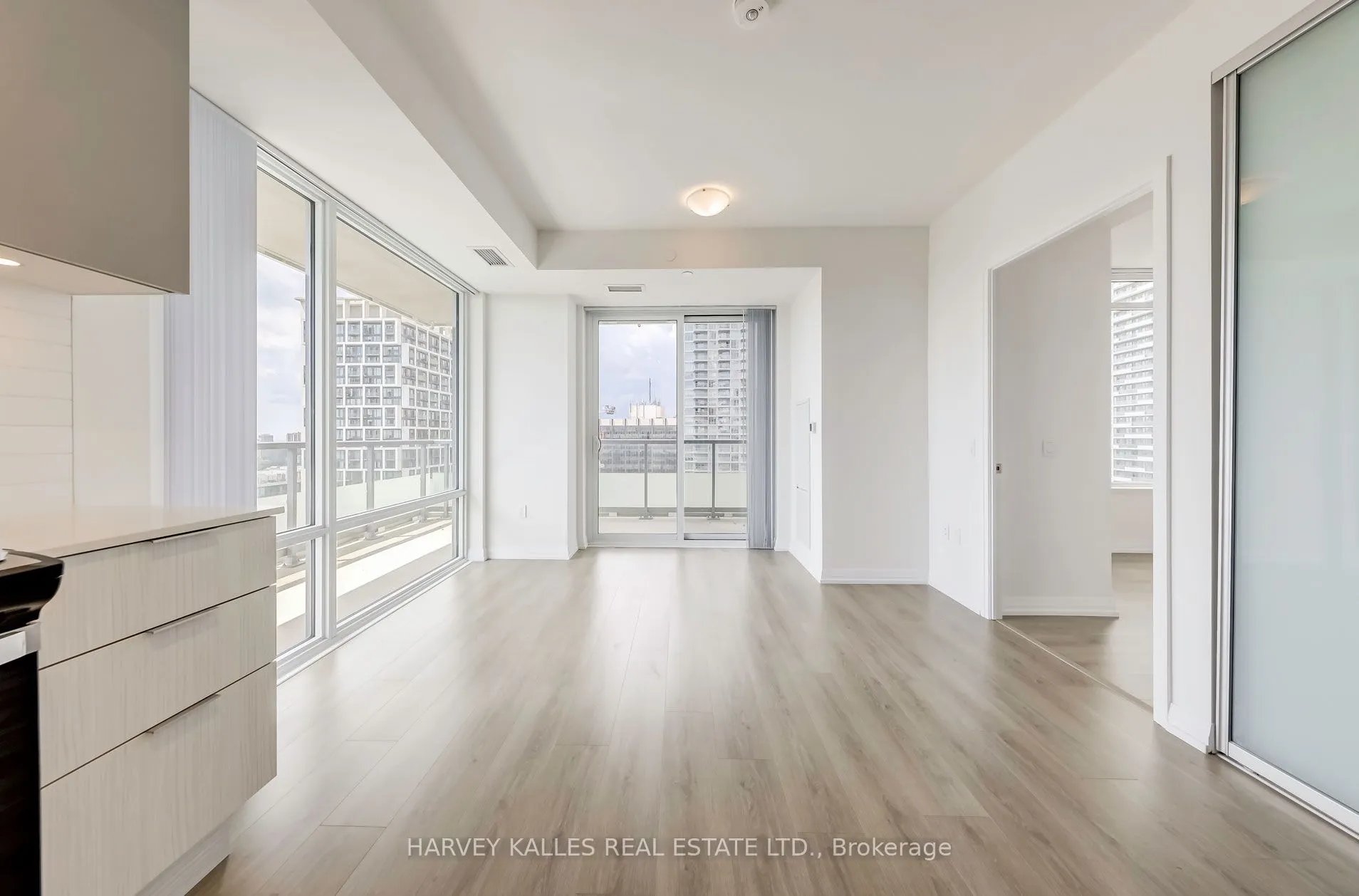25 Holly Street #2209