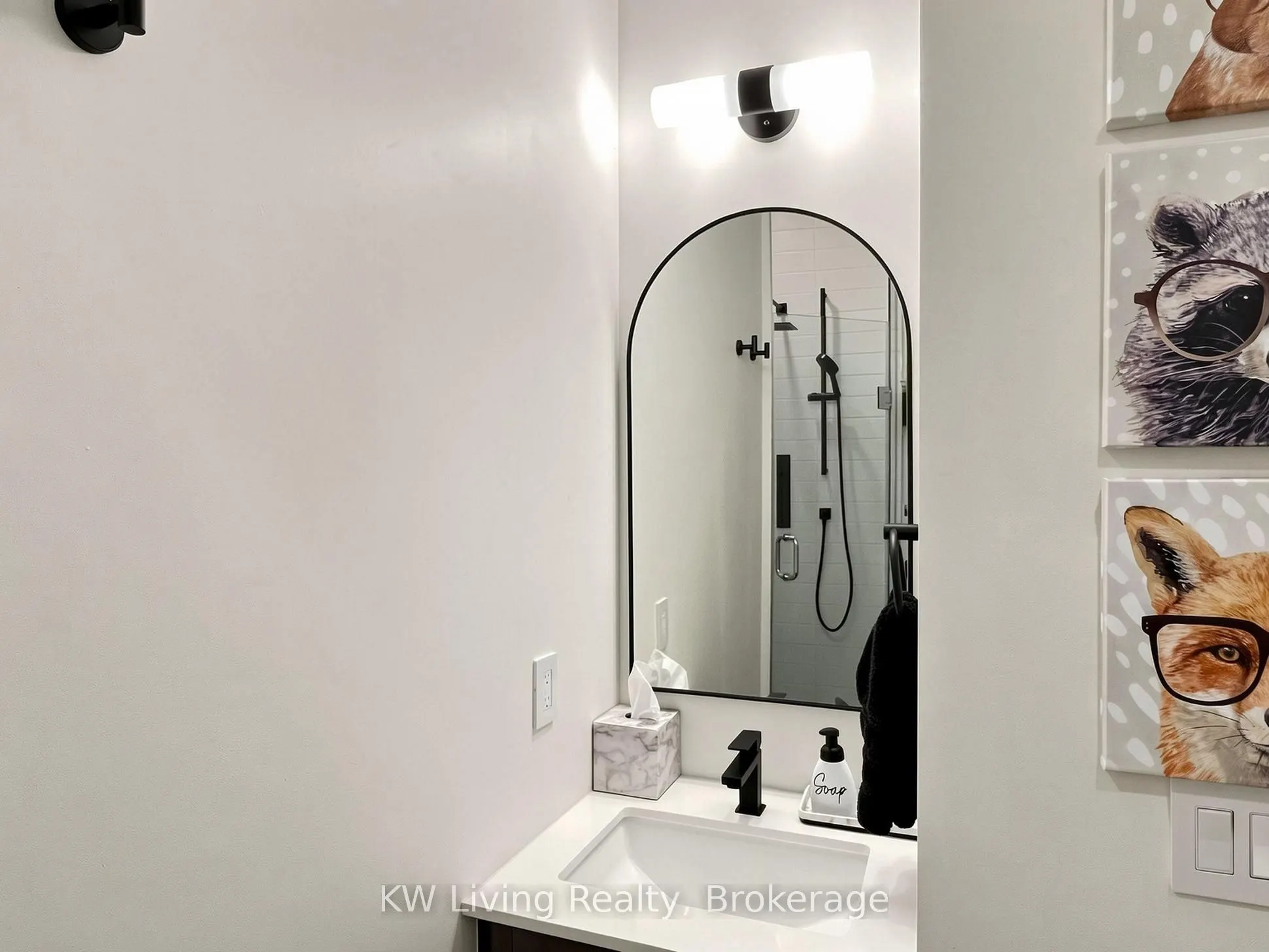 11 Lillian Street #406