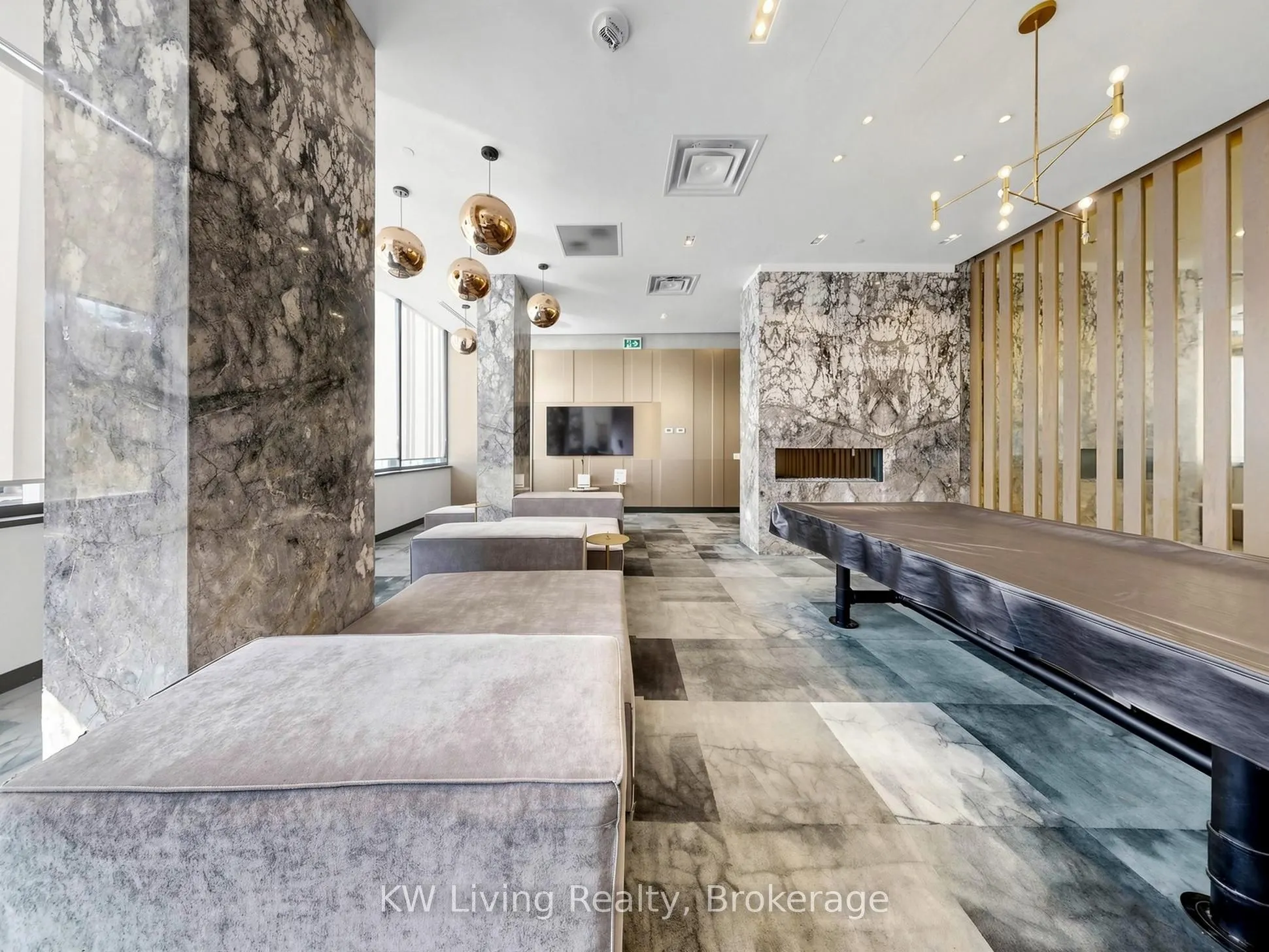11 Lillian Street #406