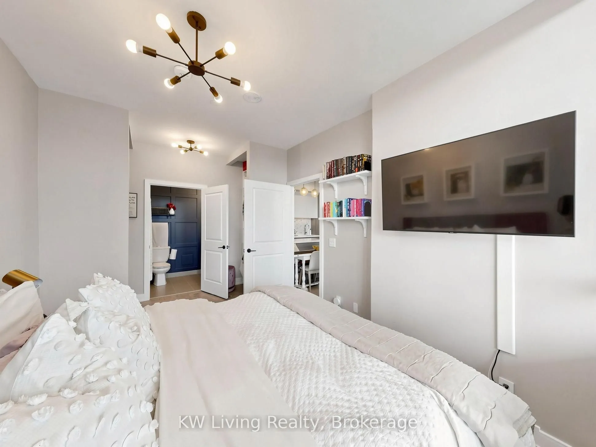 11 Lillian Street #406