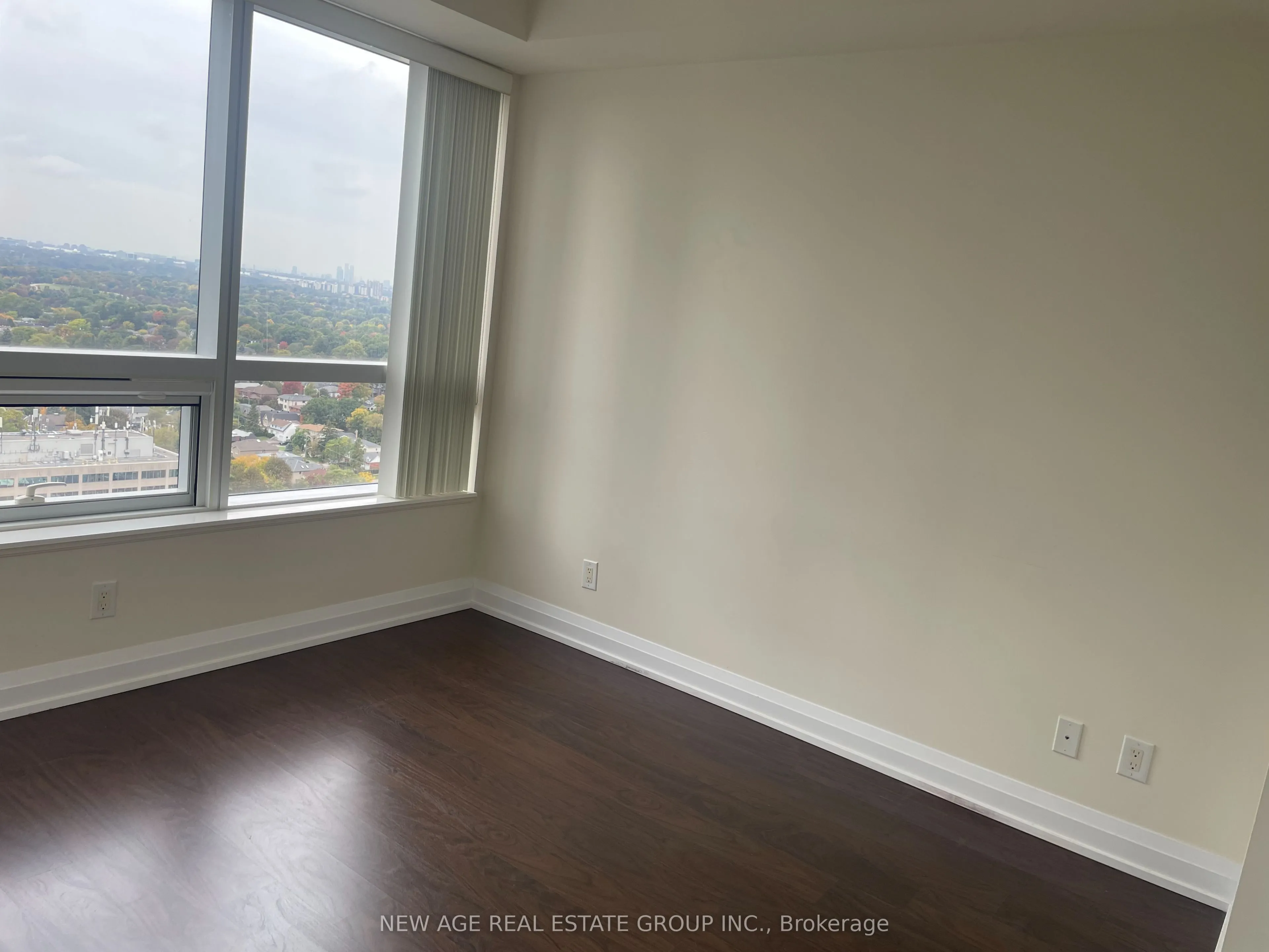 5 Sheppard Avenue E #2419