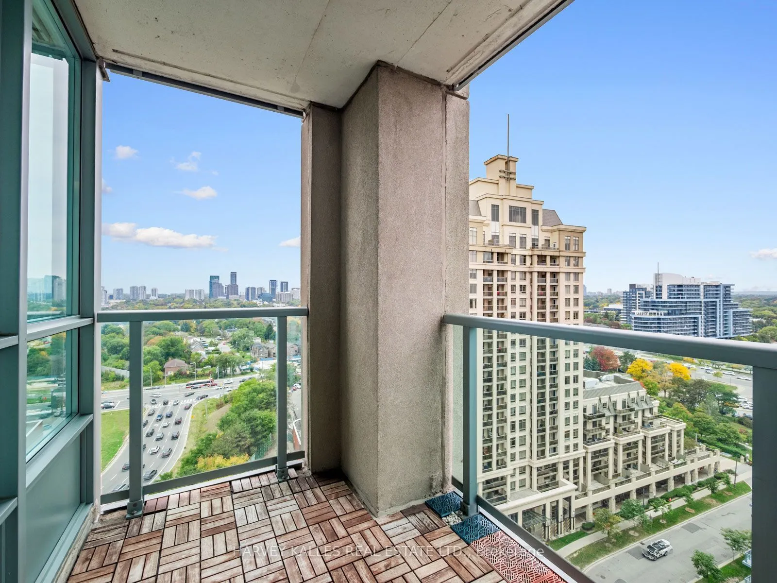 17 Barberry Place #1814