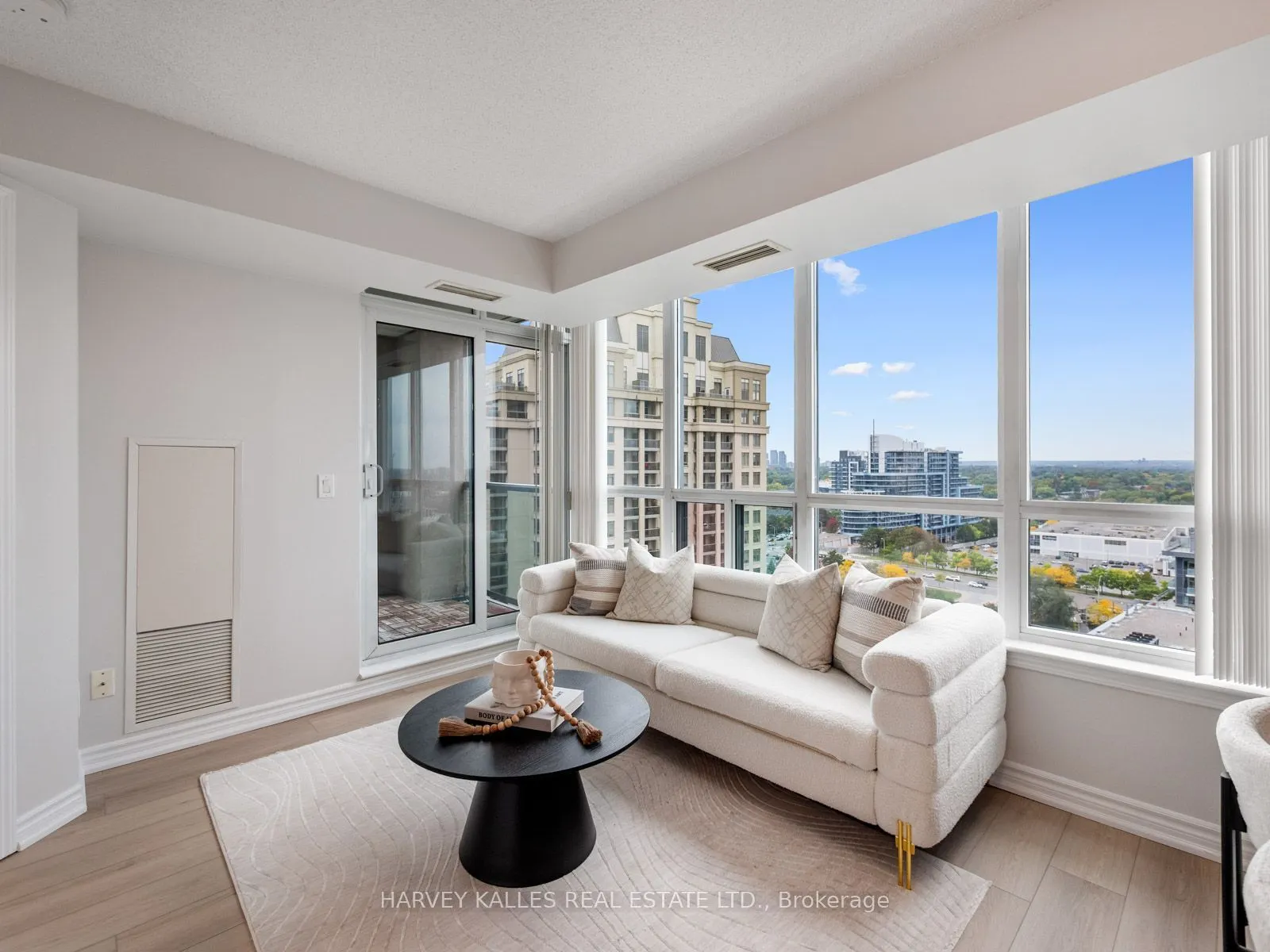 17 Barberry Place #1814