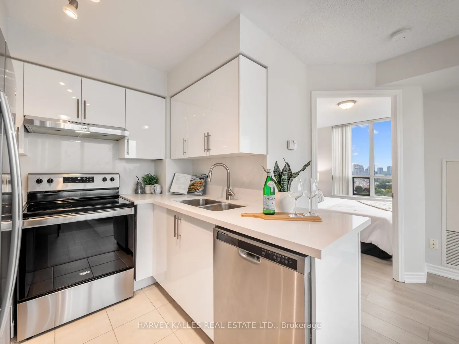 17 Barberry Place #1814