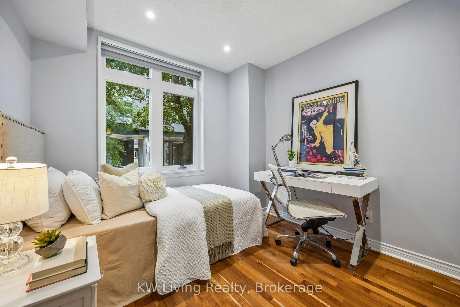 87 Lillian Street #3