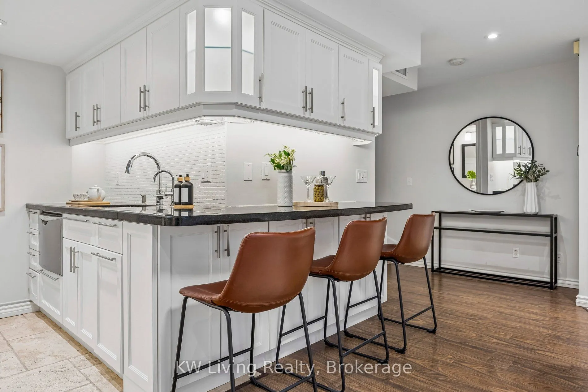 87 Lillian Street #3