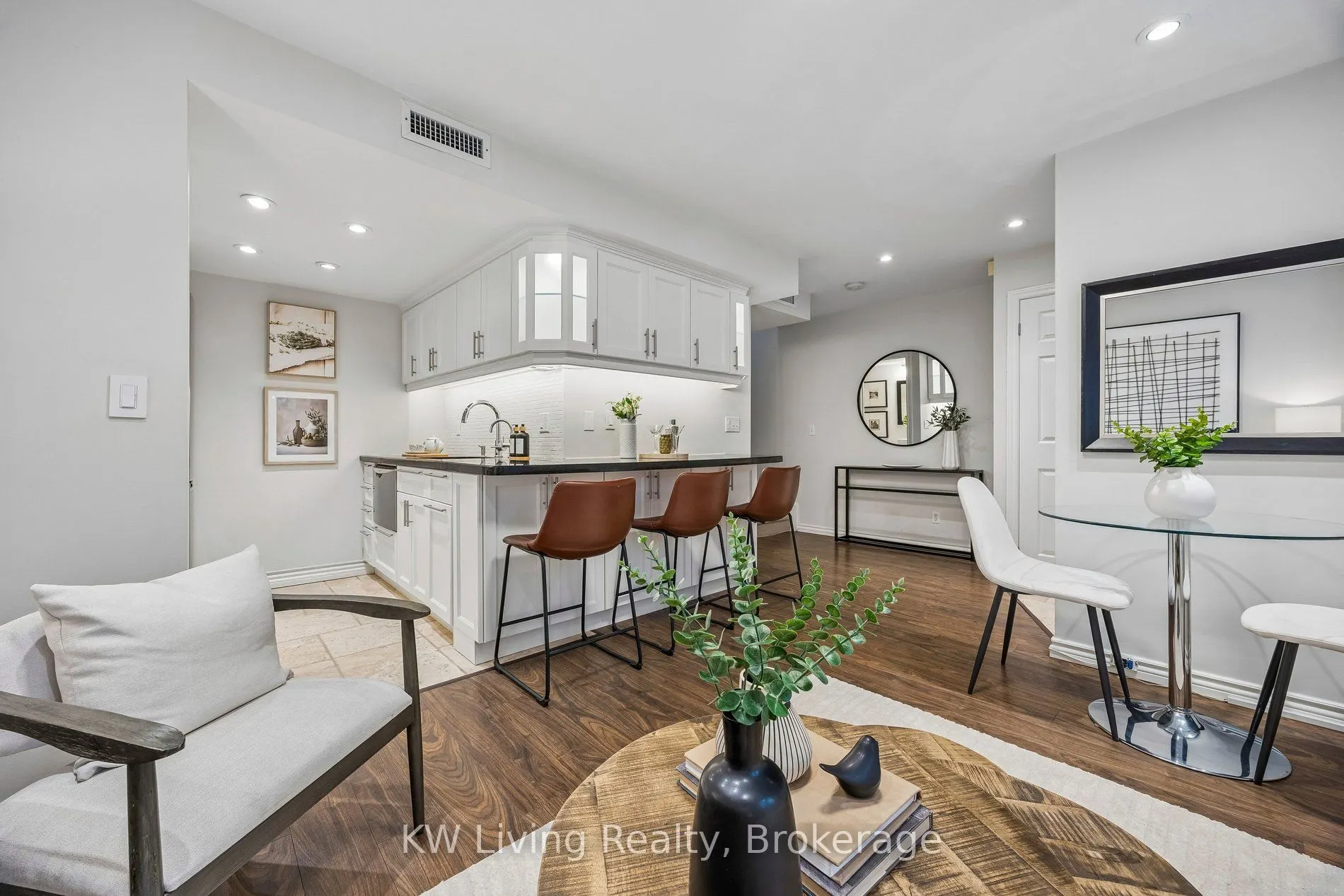 87 Lillian Street #3